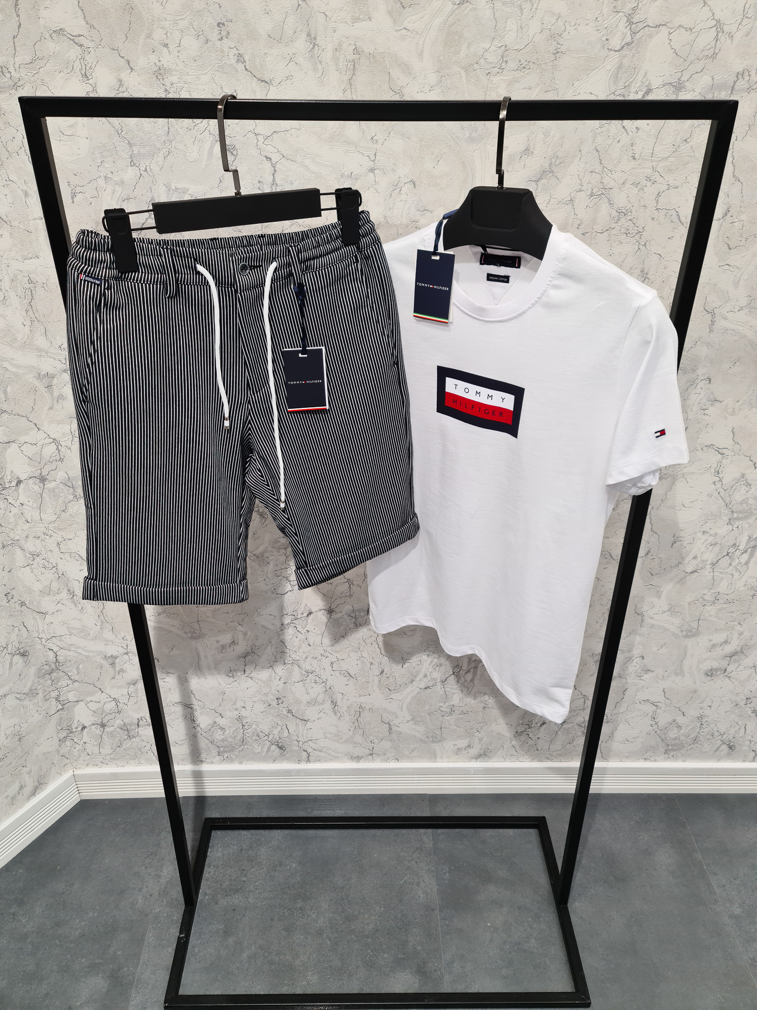 Erkek%20Slim%20%20Fit%20%20Likralı%20Siyah%20%20%20Bermuda%20%20Şort%20%201128S