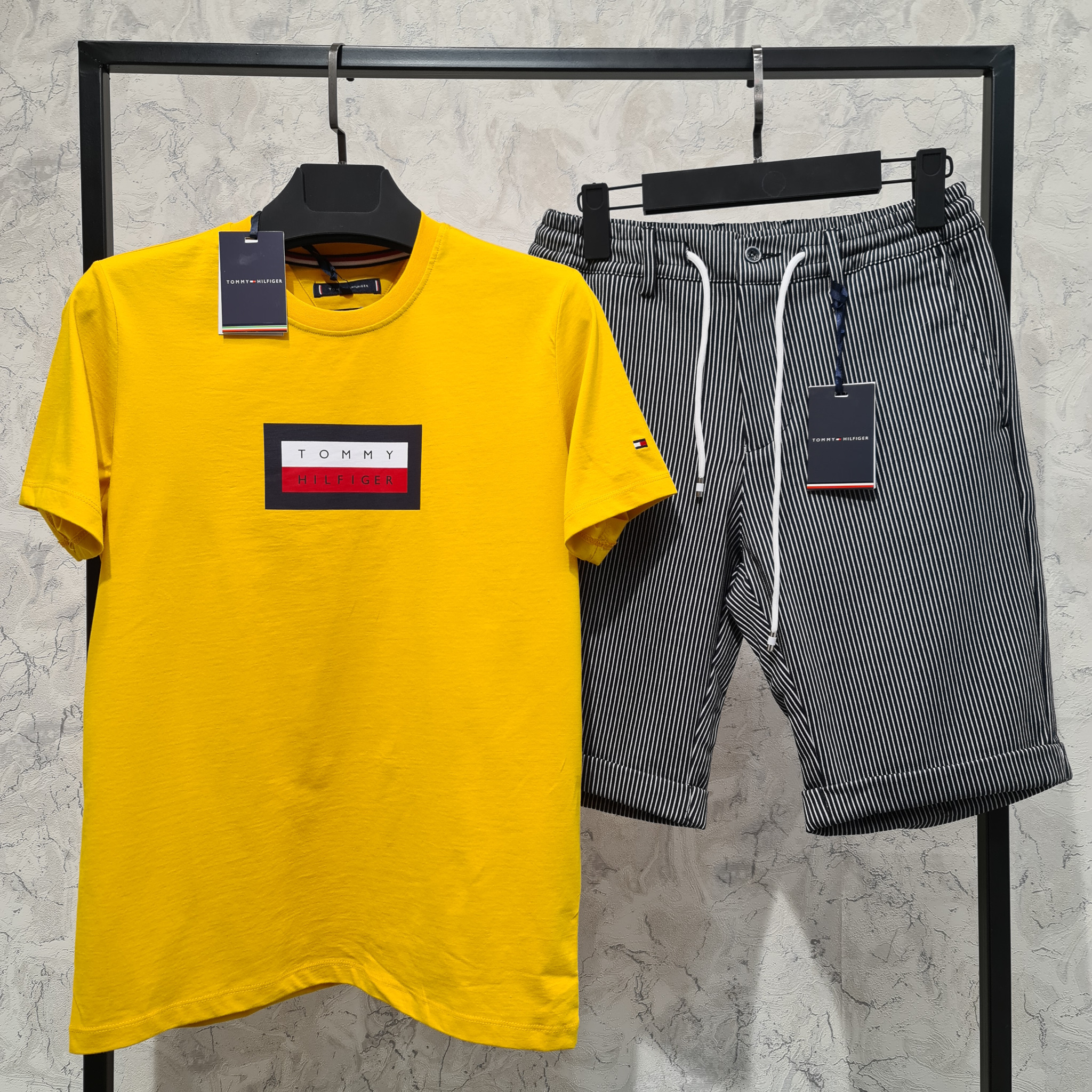 Erkek%20Slim%20%20Fit%20%20Likralı%20Siyah%20%20%20Bermuda%20%20Şort%20%201128S