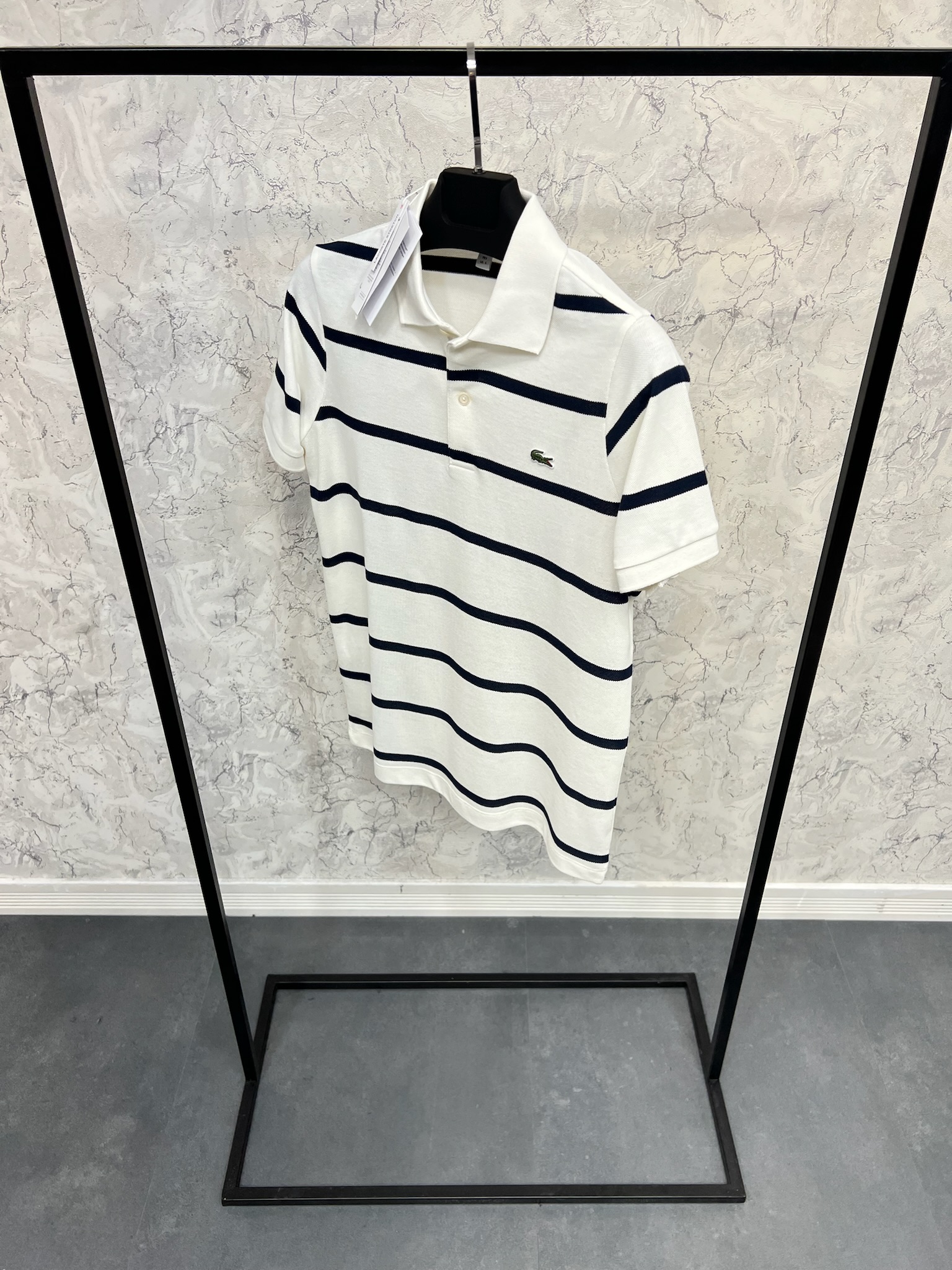 Erkek%20Normal%20%20Fit%20Polo%20Yaka%20T-shirt%208078B