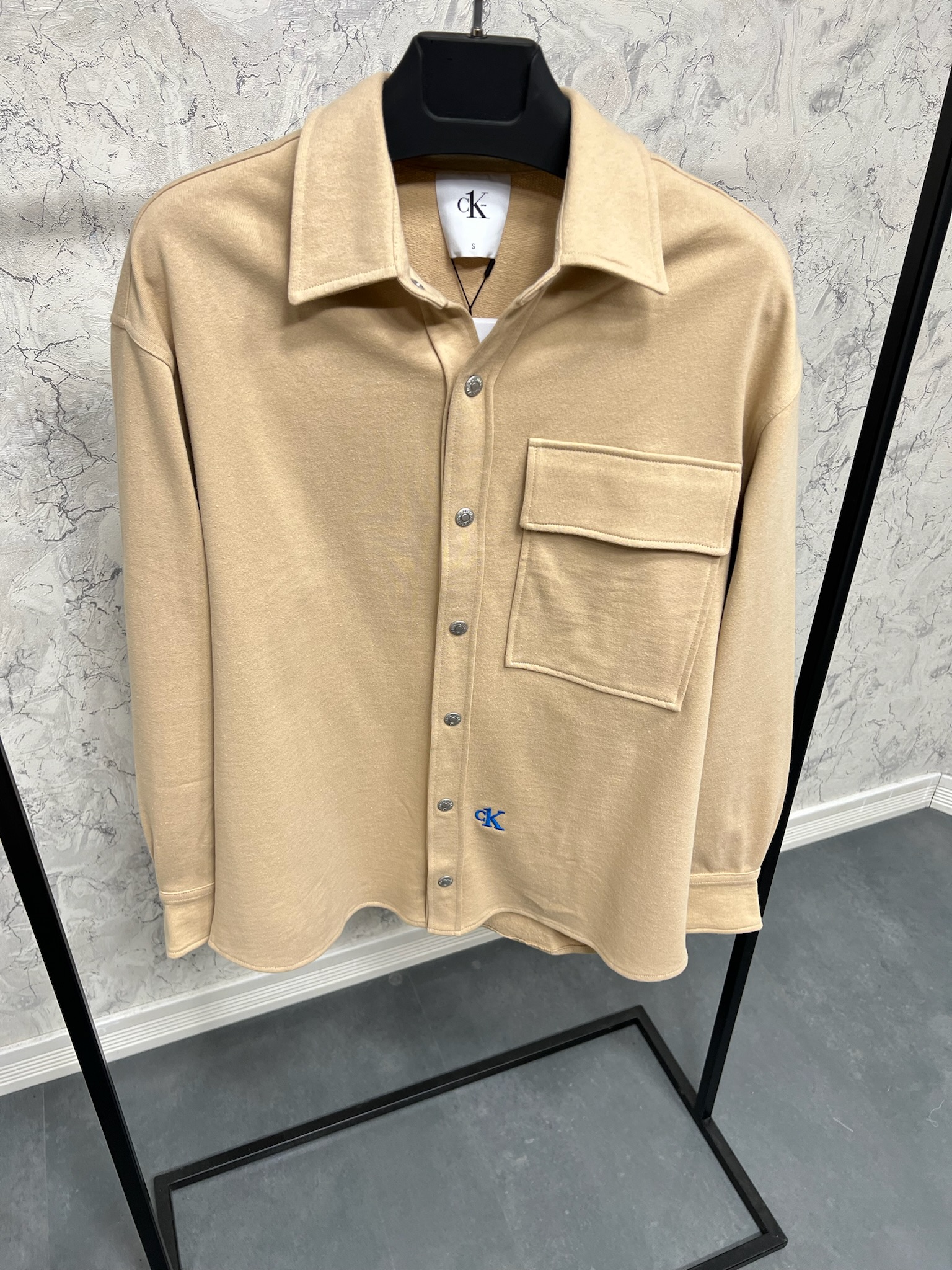 Erkek%20Oversize%20Fit%20Gömlek%20%2025K079