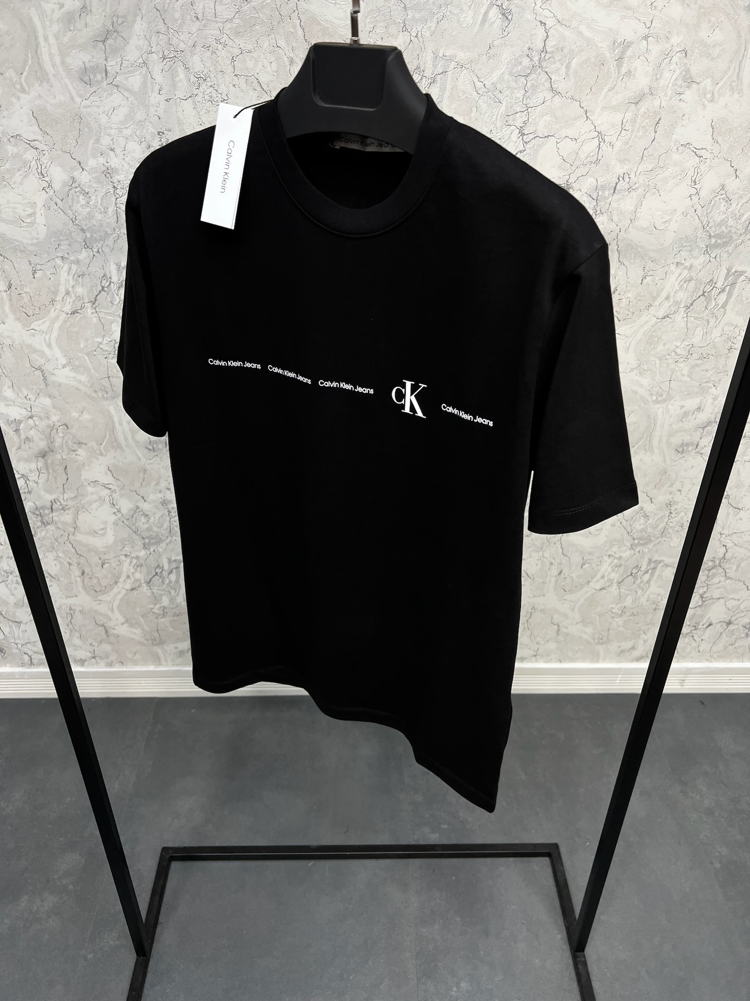 Erkek%20Normal%20%20Fit%20Tshirt%2024T57S