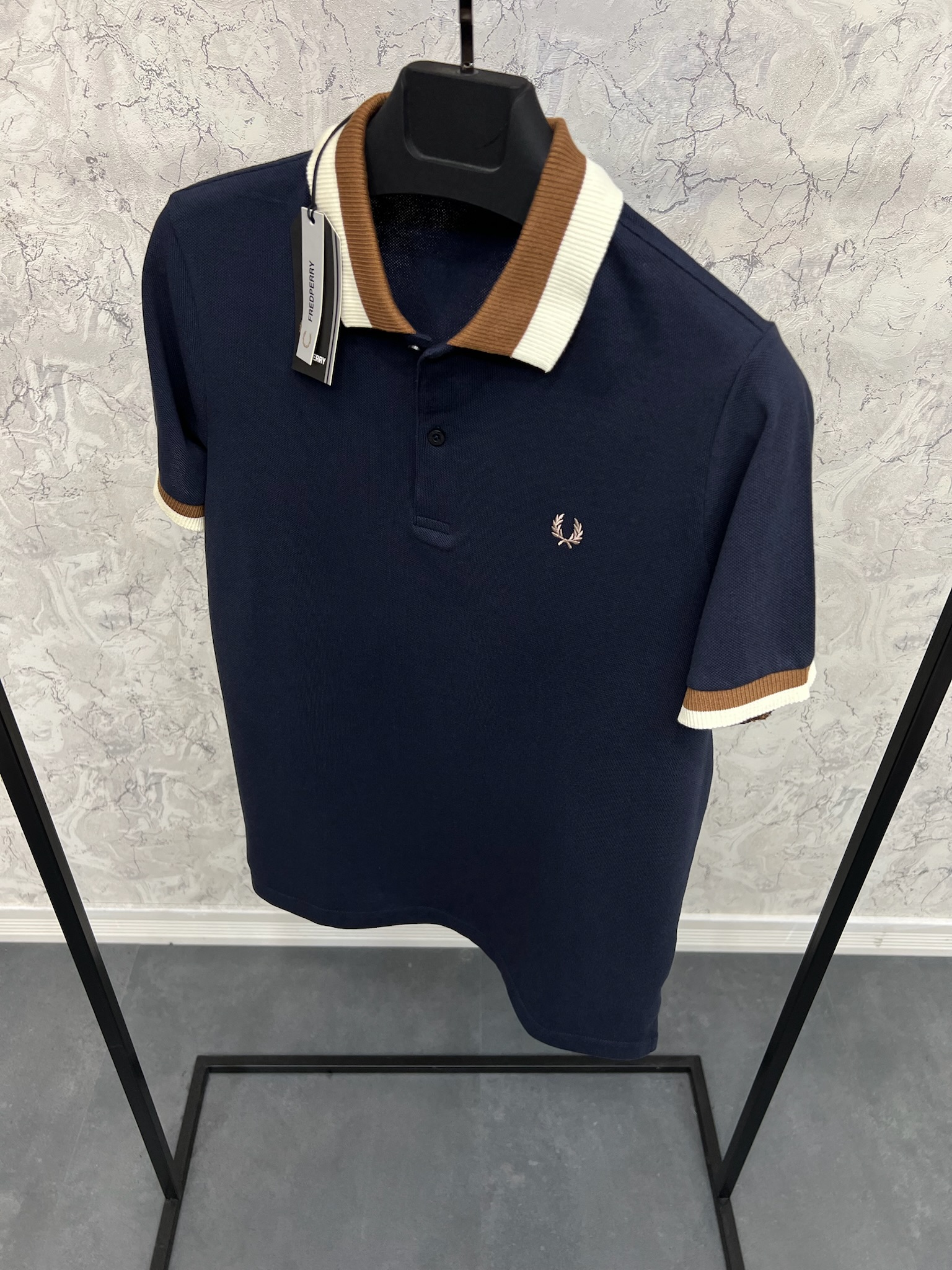 Erkek%20Normal%20%20Fit%20%20Polo%20Yaka%20T-shirt%20%208096L