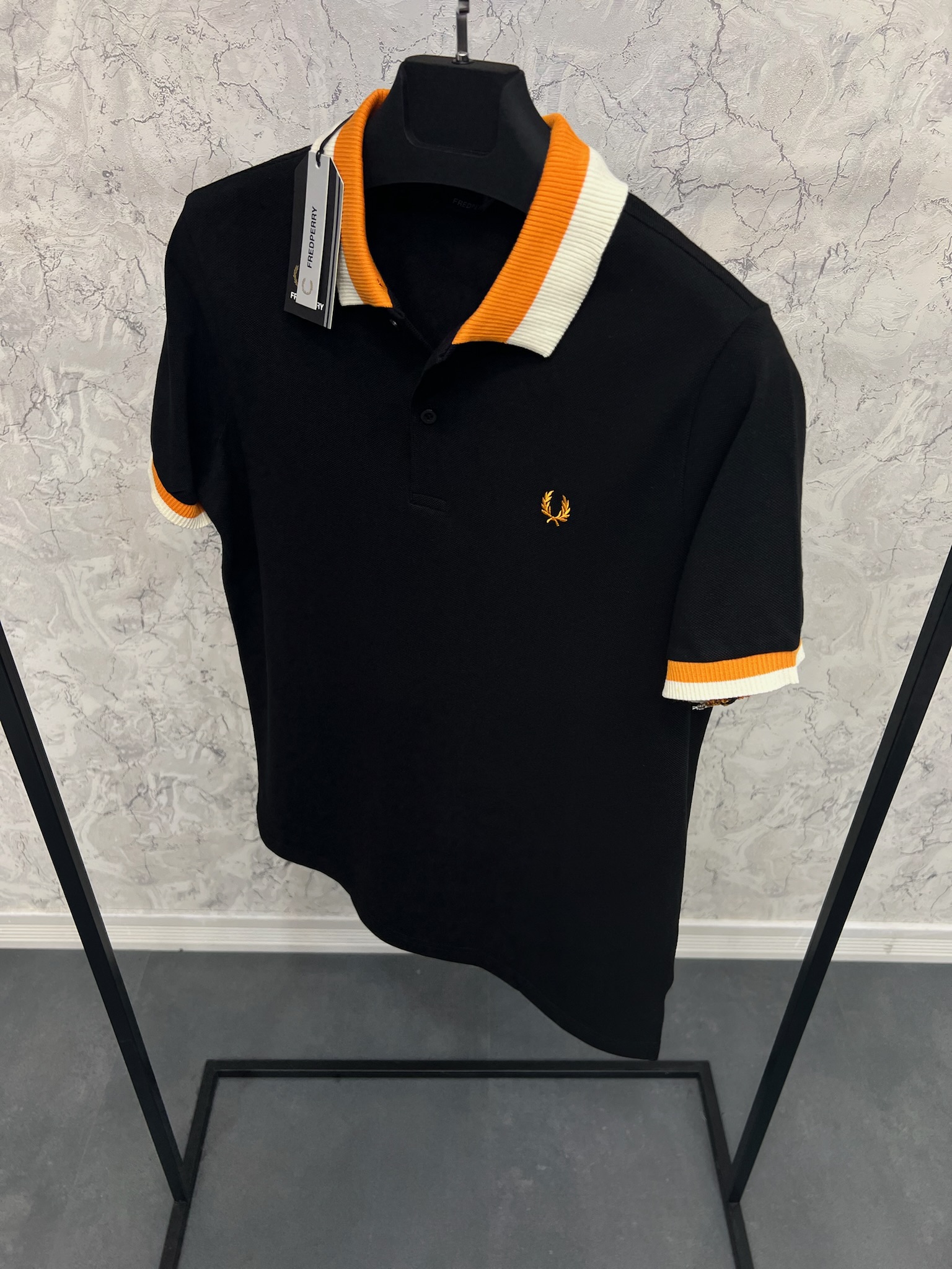 Erkek%20Normal%20%20Fit%20%20Polo%20Yaka%20T-shirt%20%208096S