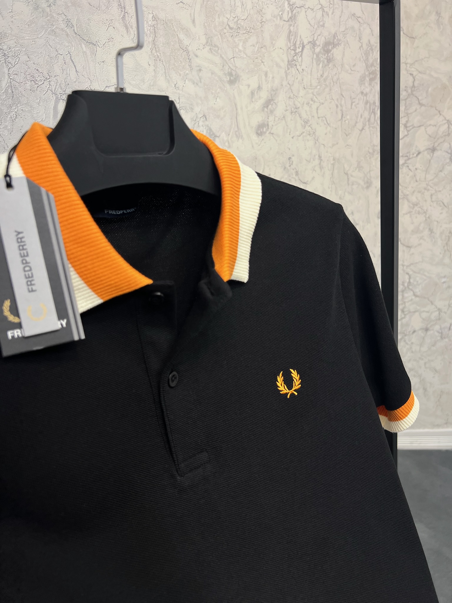 Erkek%20Normal%20%20Fit%20%20Polo%20Yaka%20T-shirt%20%208096S