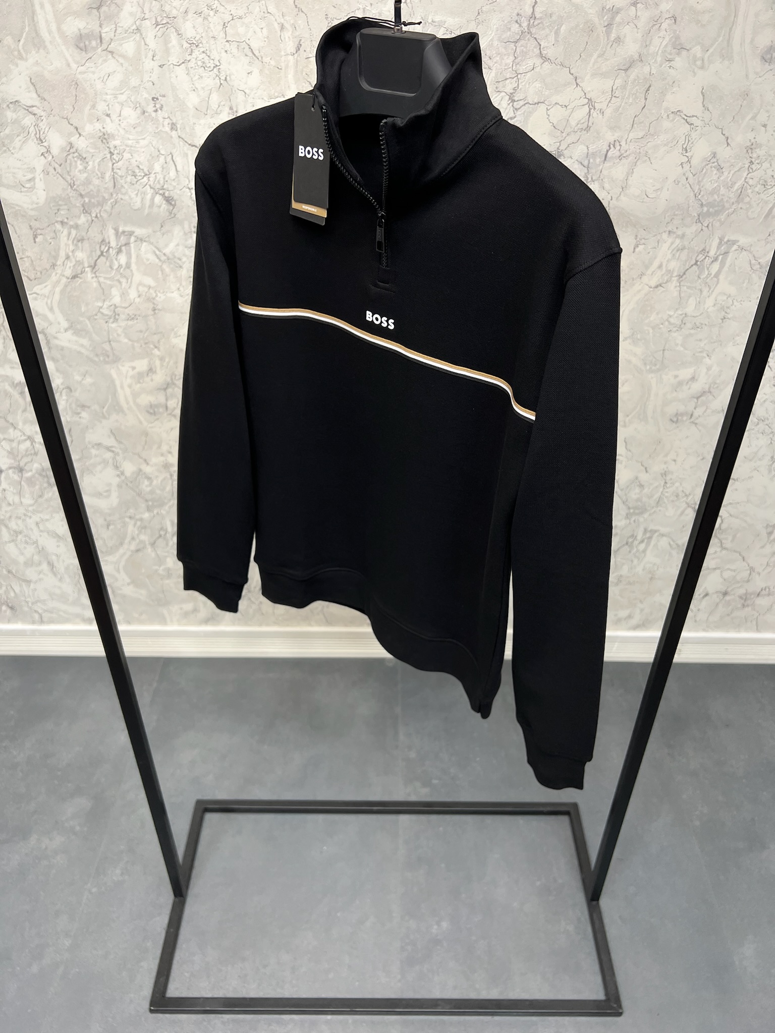 Erkek%20Normal%20%20Fit%20Sweatshirt%2025K010S