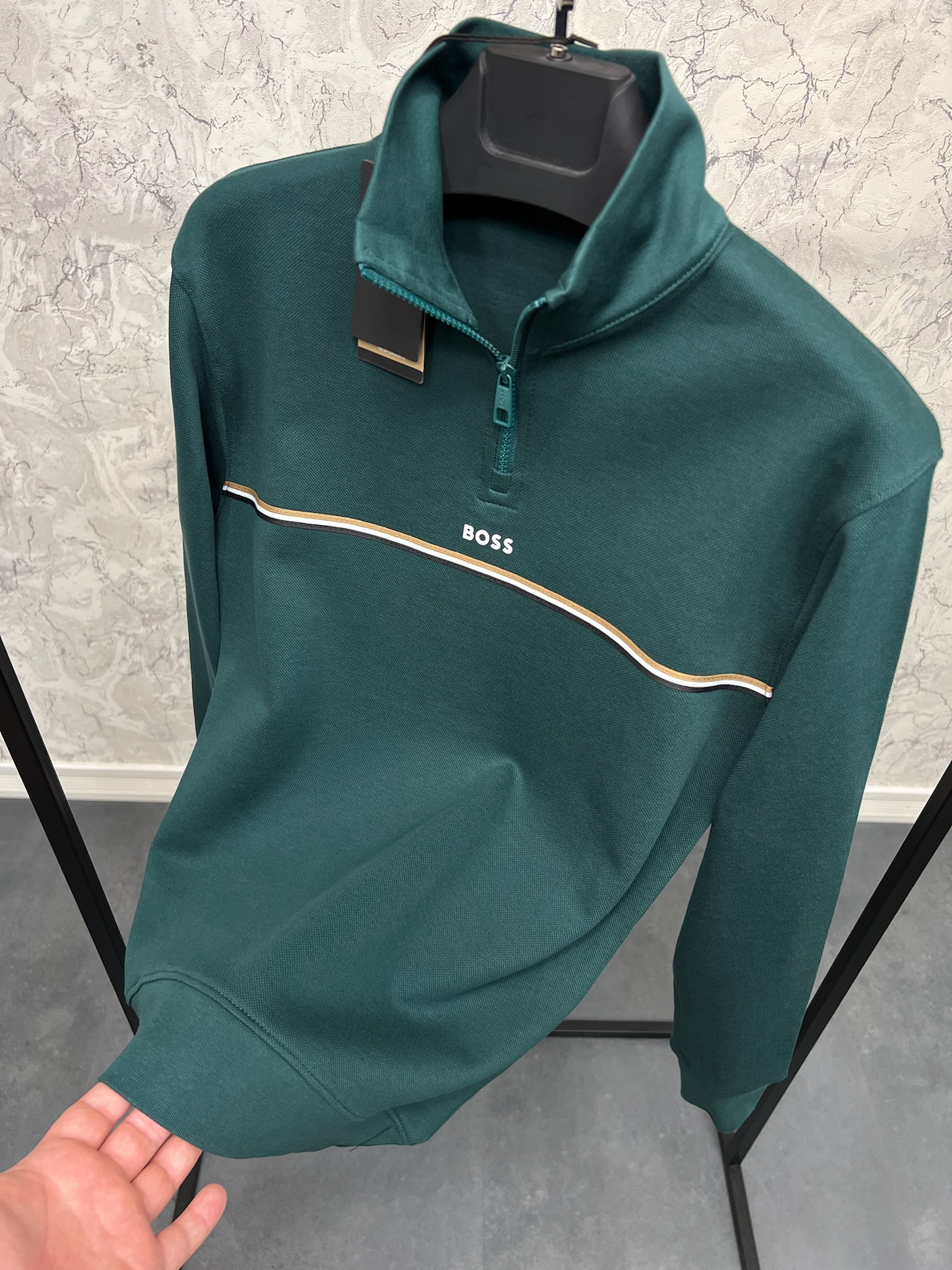 Erkek%20Normal%20%20Fit%20Sweatshirt%2025K010Y