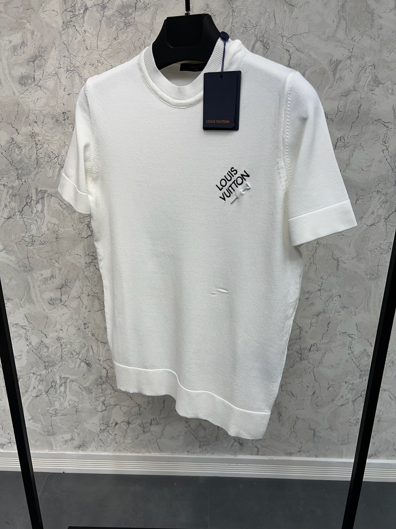 Erkek%20Normal%20%20Fit%20Tshirt%2024T104E