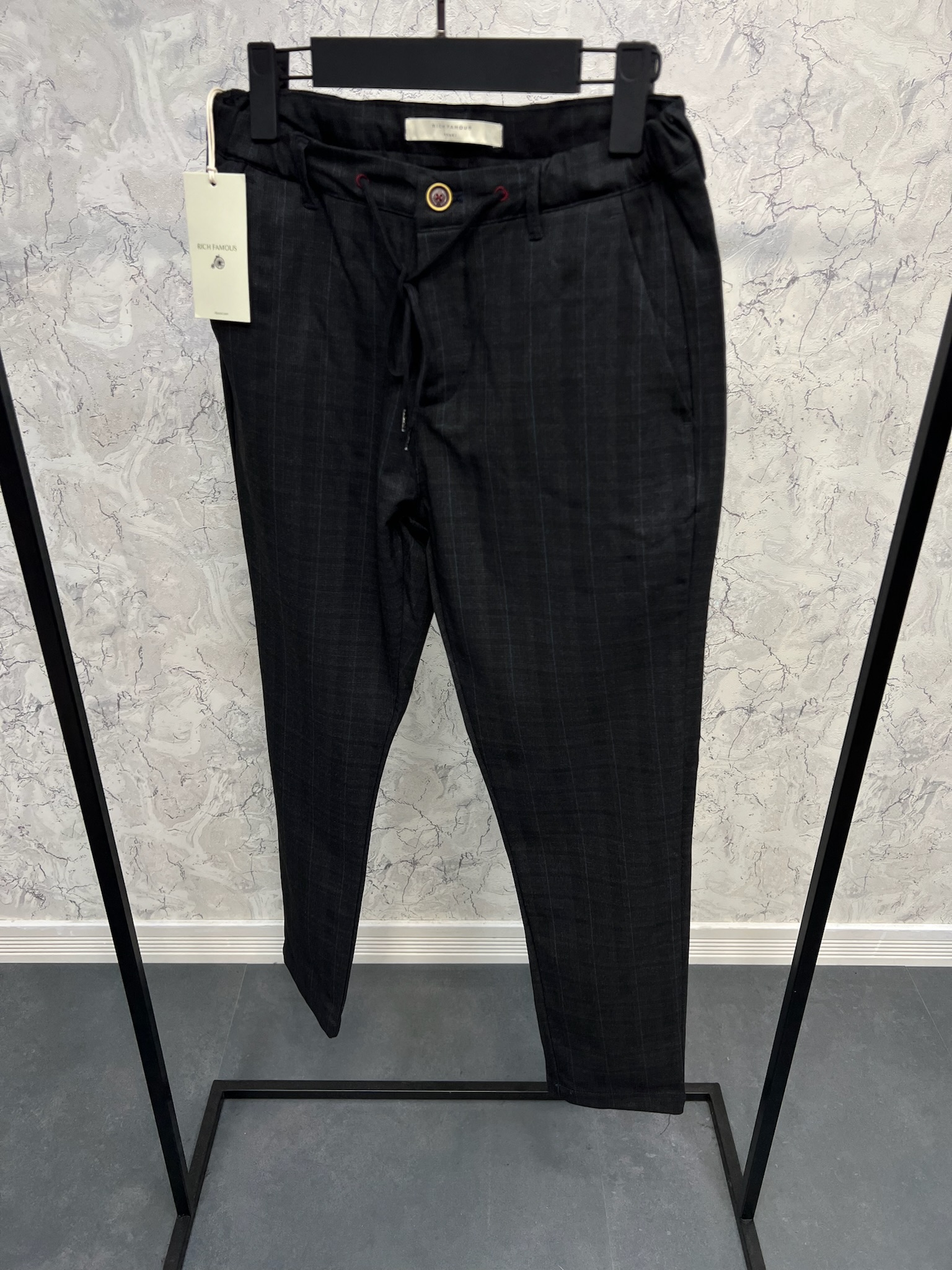 Erkek%20Slim%20Fit%20Pantolon%20%2025K041