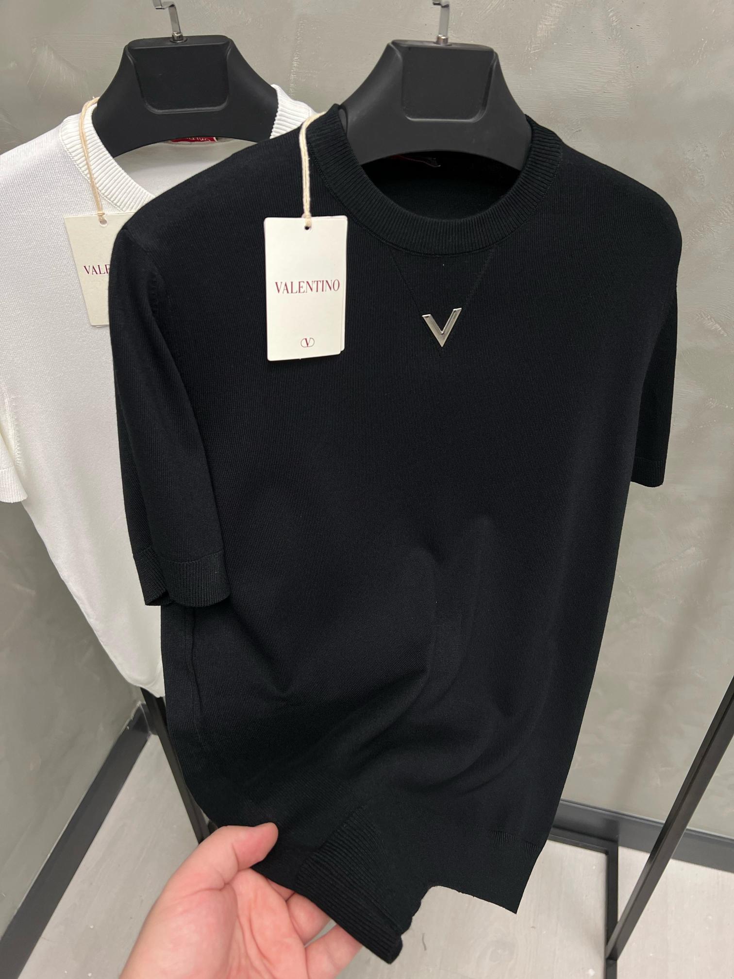 %20Erkek%20Slim%20Fit%20T-Shirt%20Çeşitleri%20Modelleri