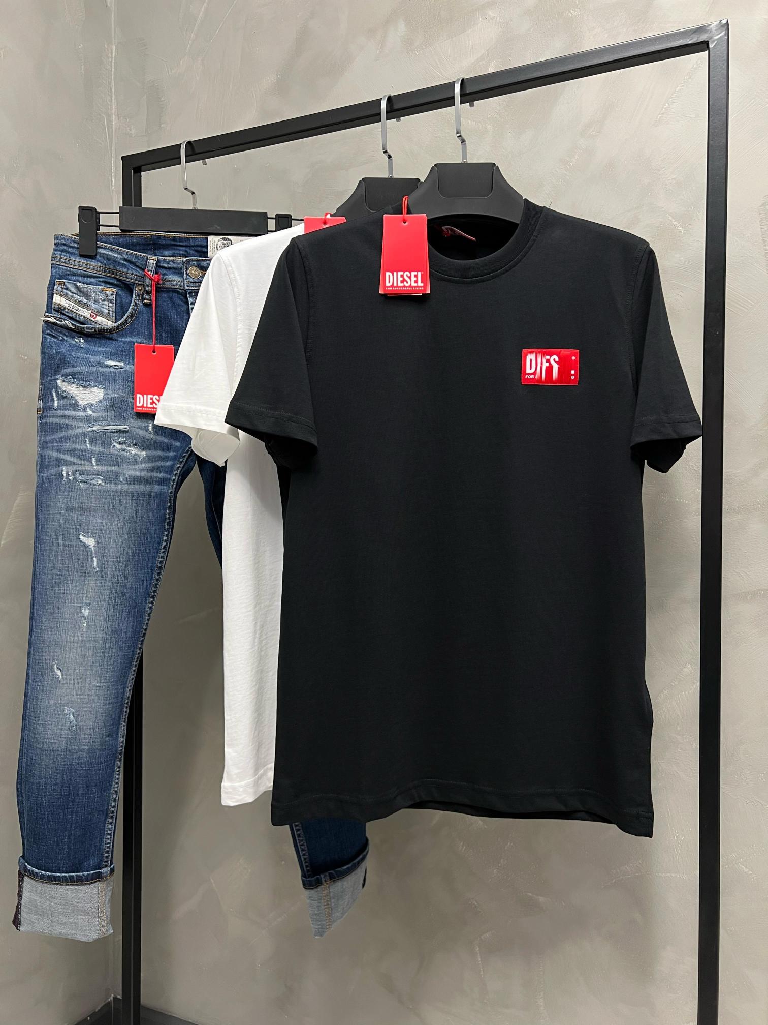 Erkek%20Slim%20Fit%20T-shirt