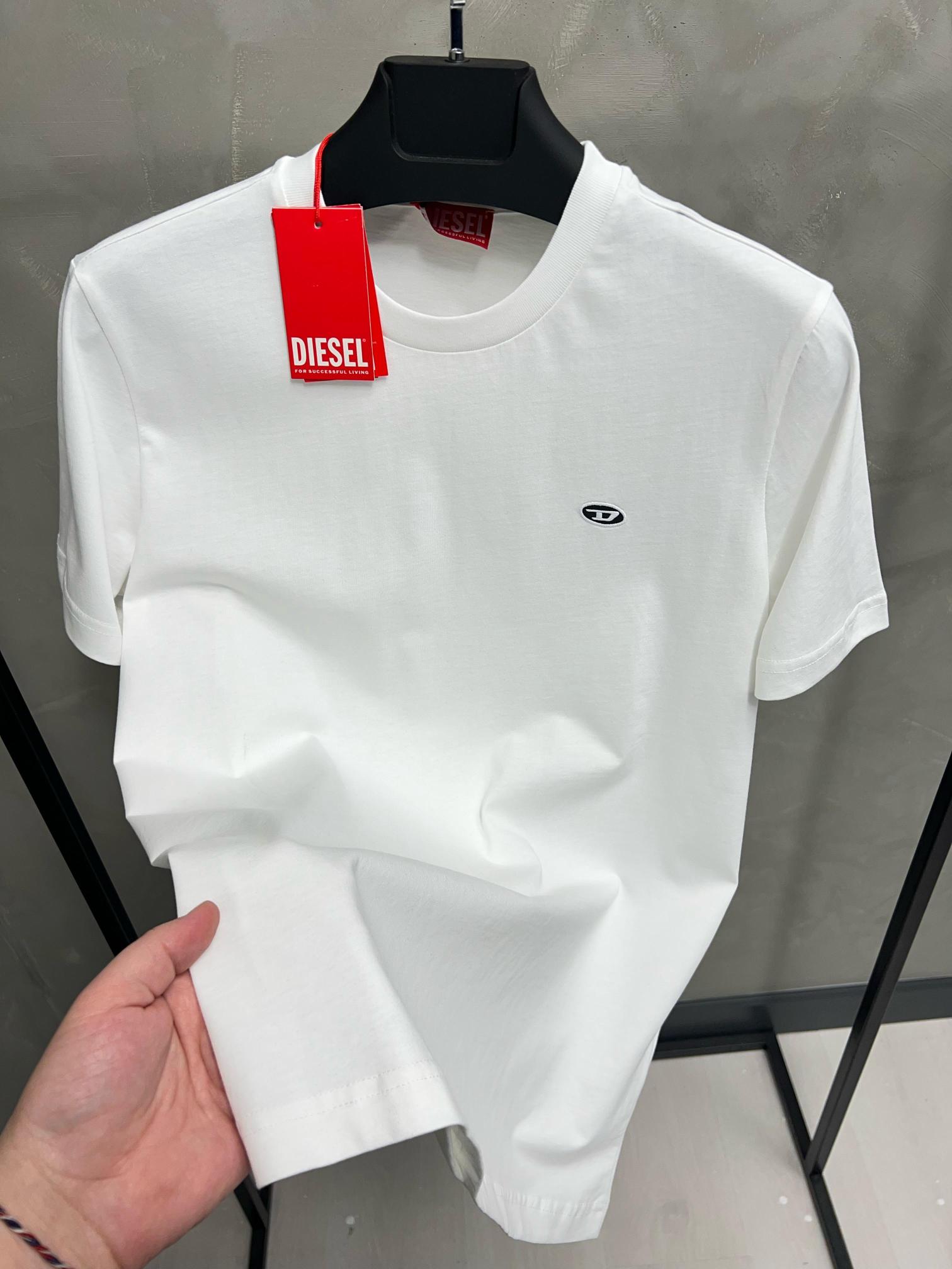 Erkek%20Slim%20Fit%20T-shirt%20
