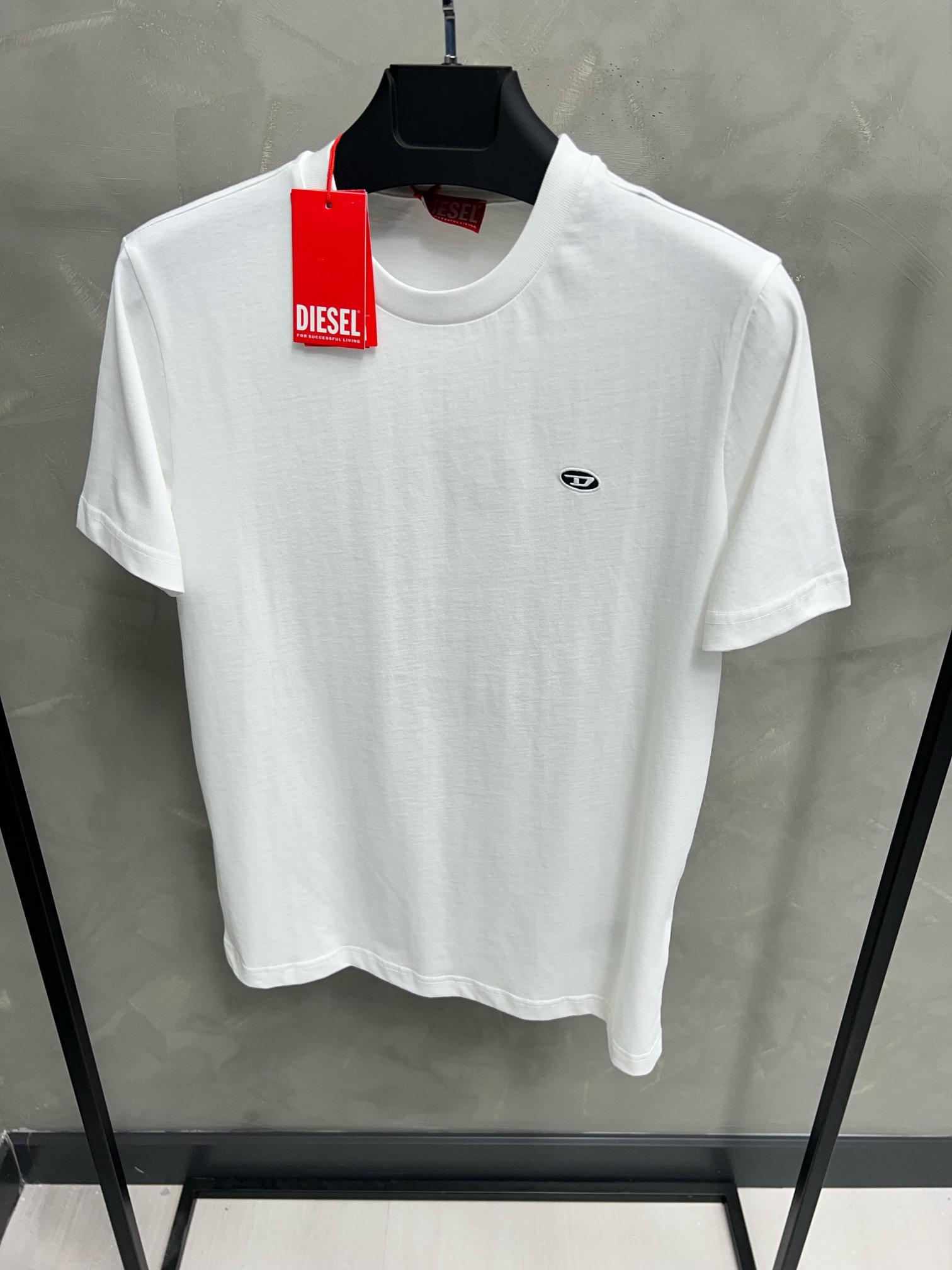 Erkek%20Slim%20Fit%20T-shirt%20
