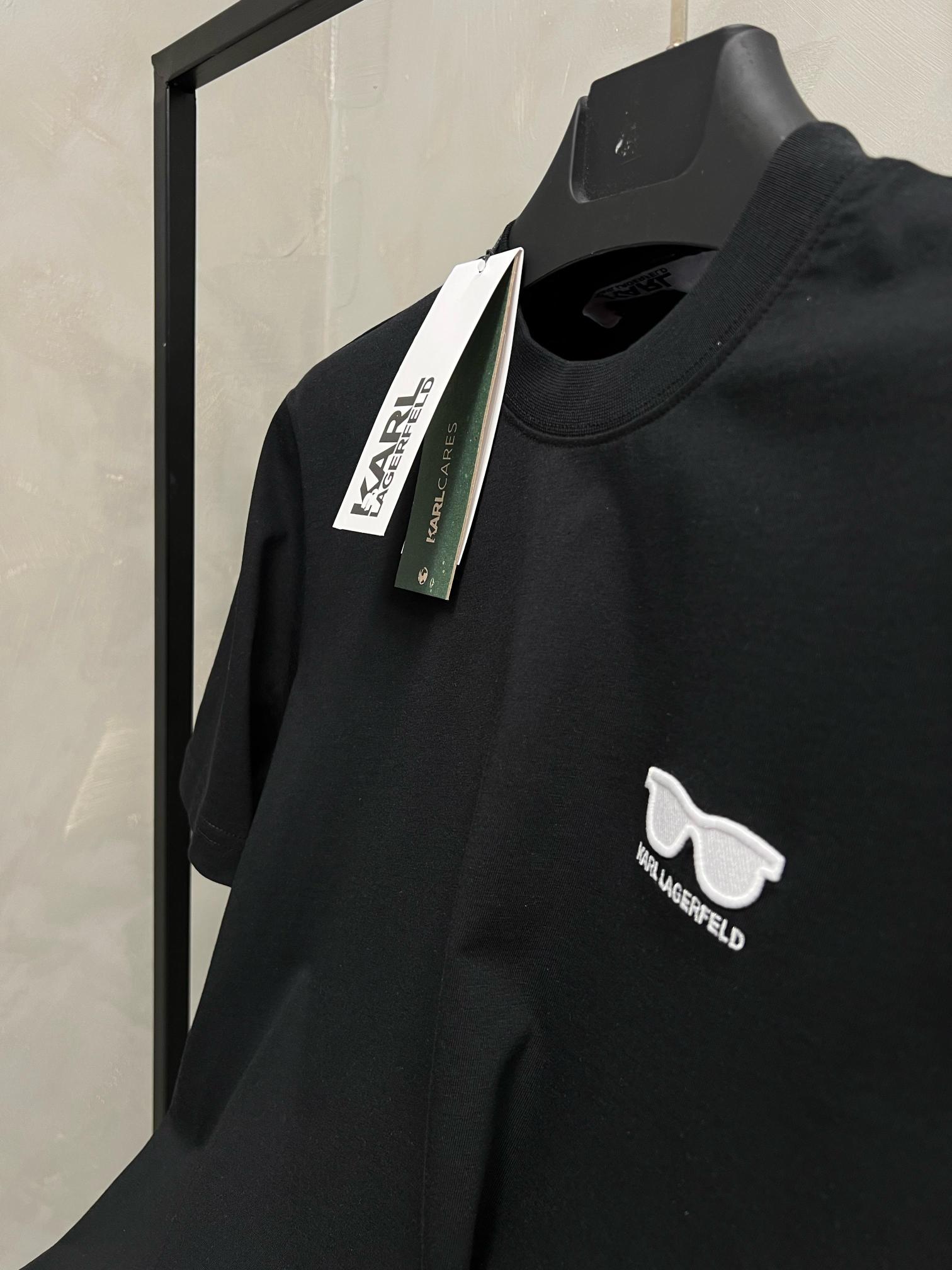 Erkek%20Slim%20Fit%20T-shirt