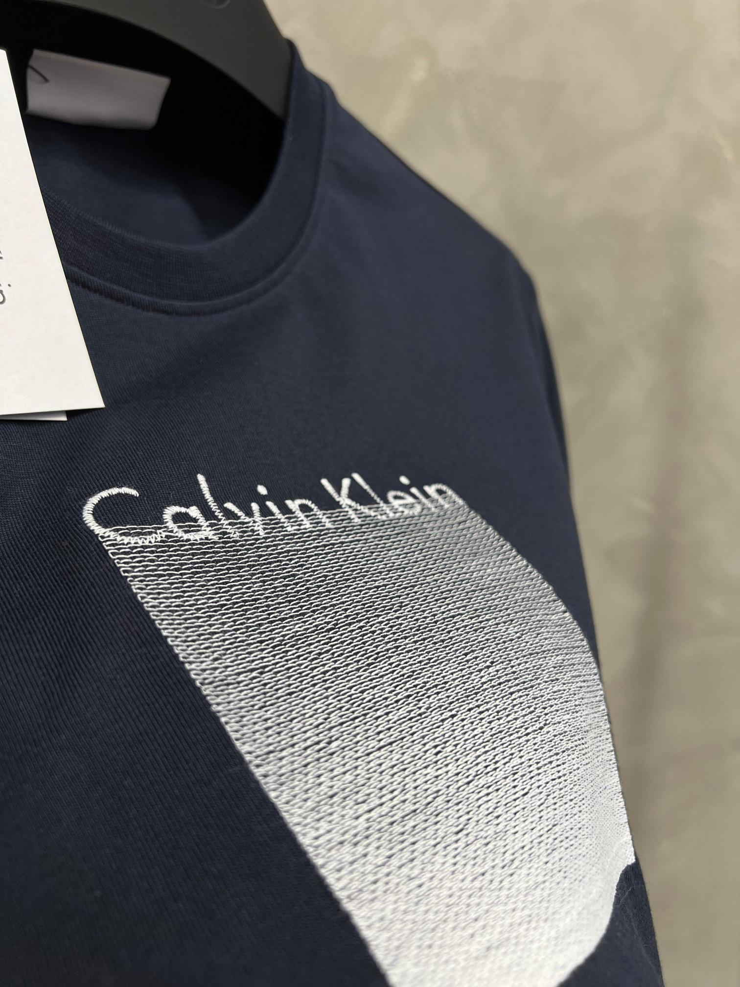 Erkek%20Slim%20Fit%20T-shirt