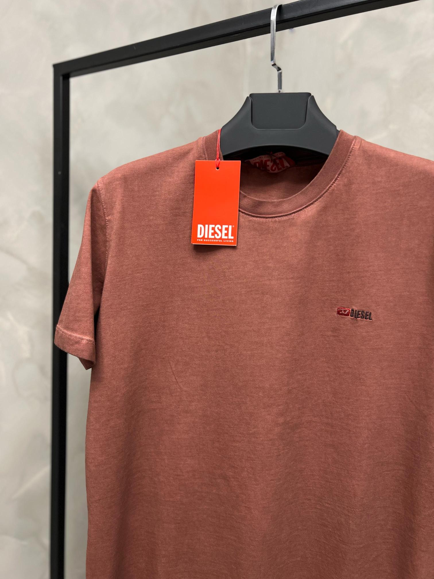 Erkek%20Slim%20Fit%20Tshirt