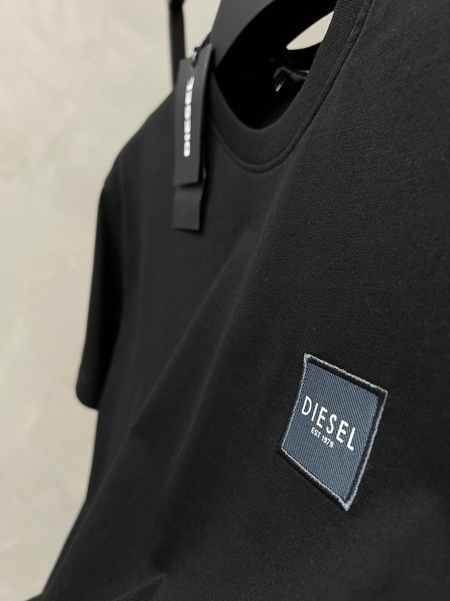 Erkek%20Slim%20Fit%20Tshirt