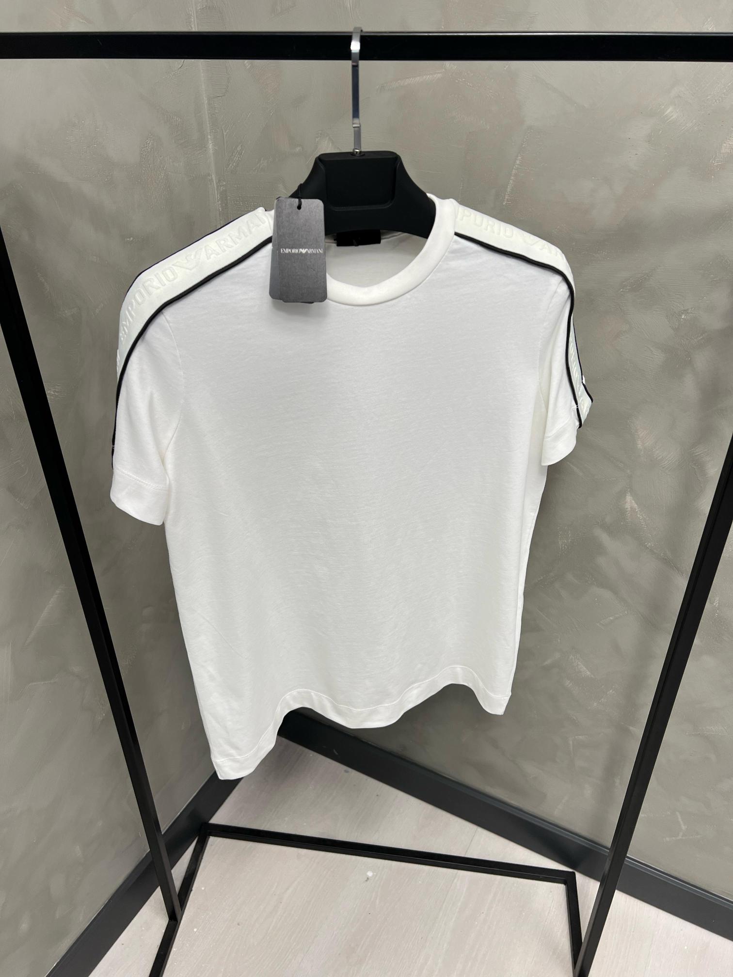 Erkek%20Slim%20Fit%20T-shirt