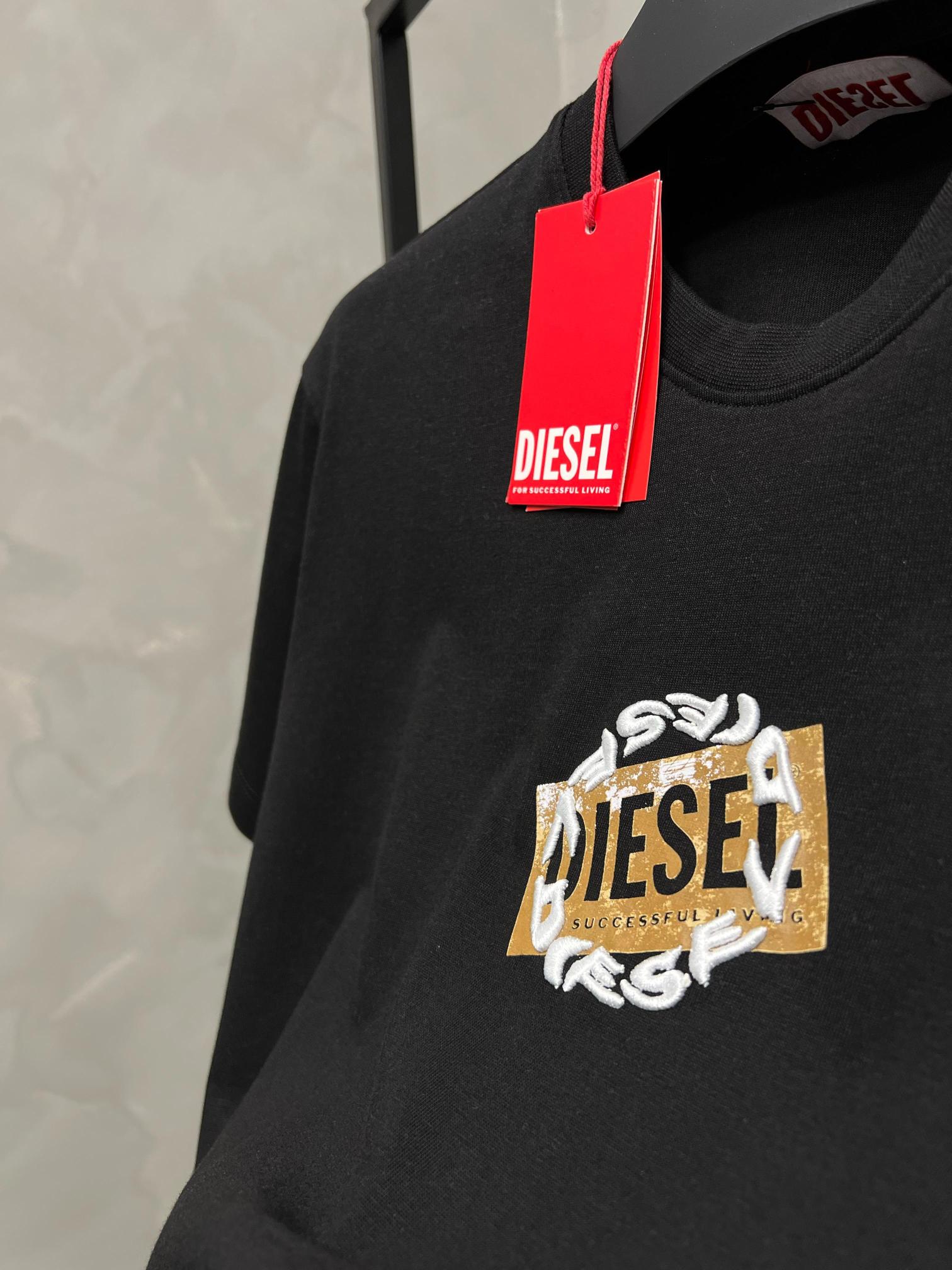 Erkek%20Slim%20Fit%20Tshirt