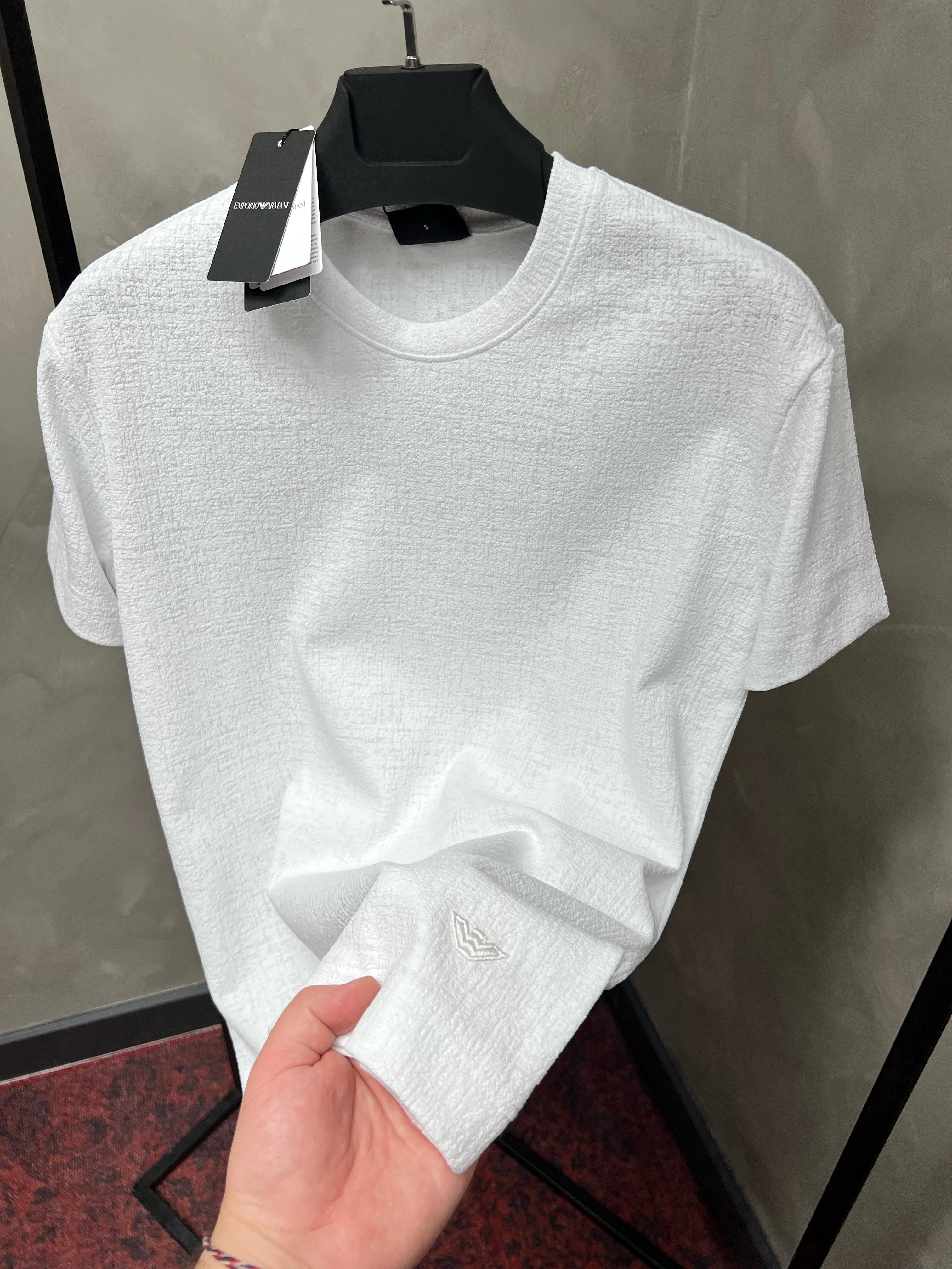 Erkek%20Slim%20Fit%20T-shirt
