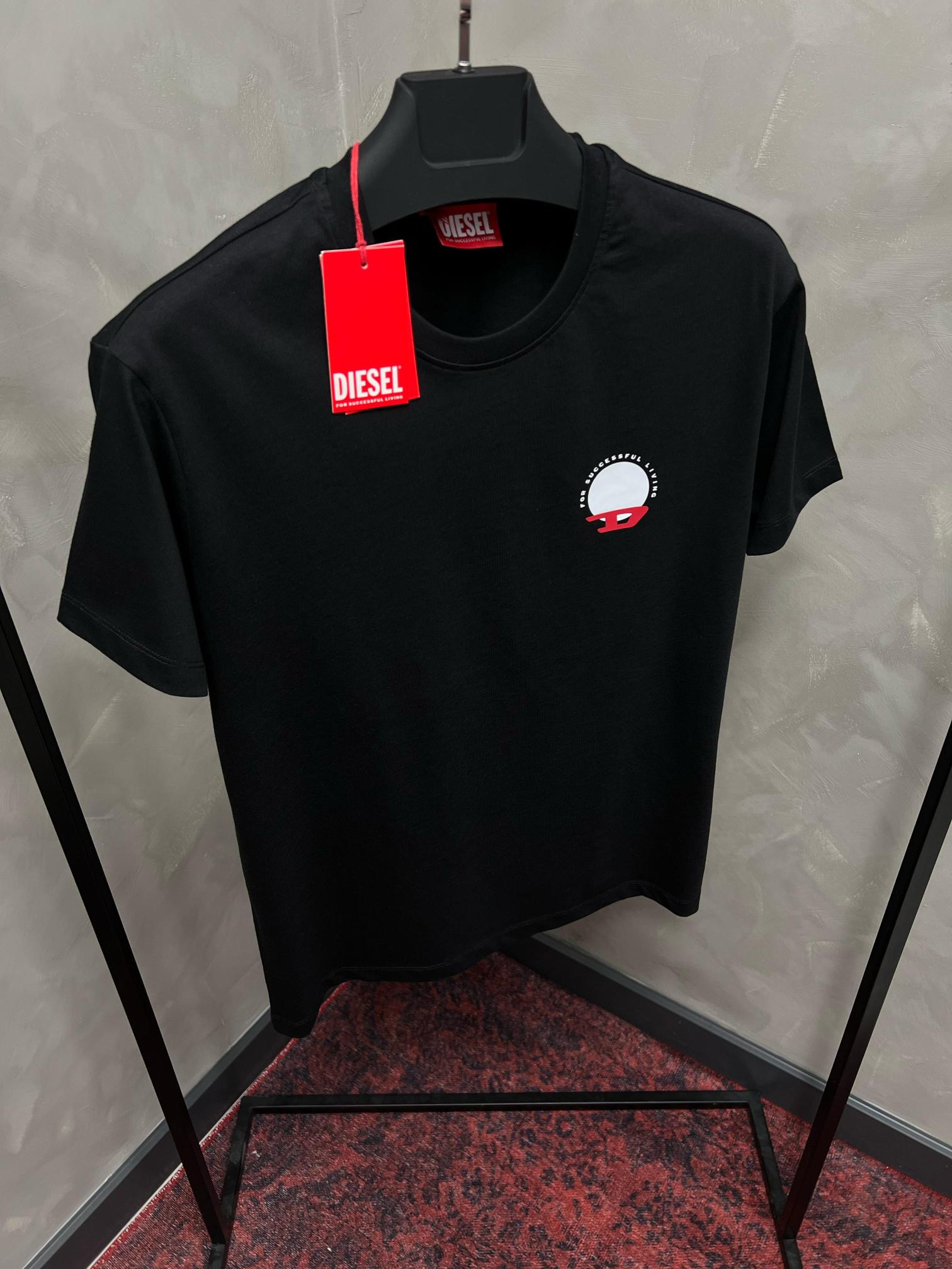 Erkek%20Slim%20Fit%20Tshirt