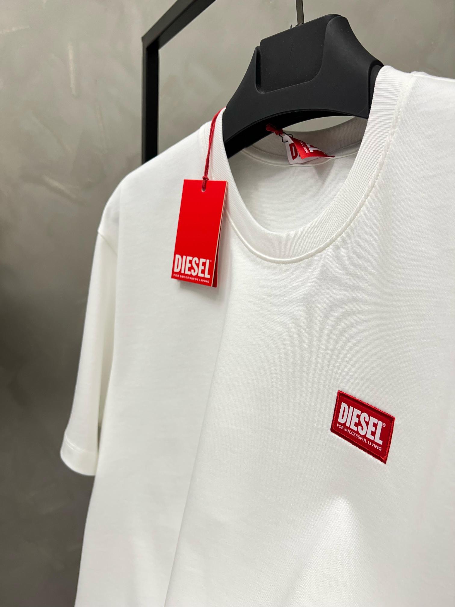 Erkek%20Normal%20Fit%20T-shirt