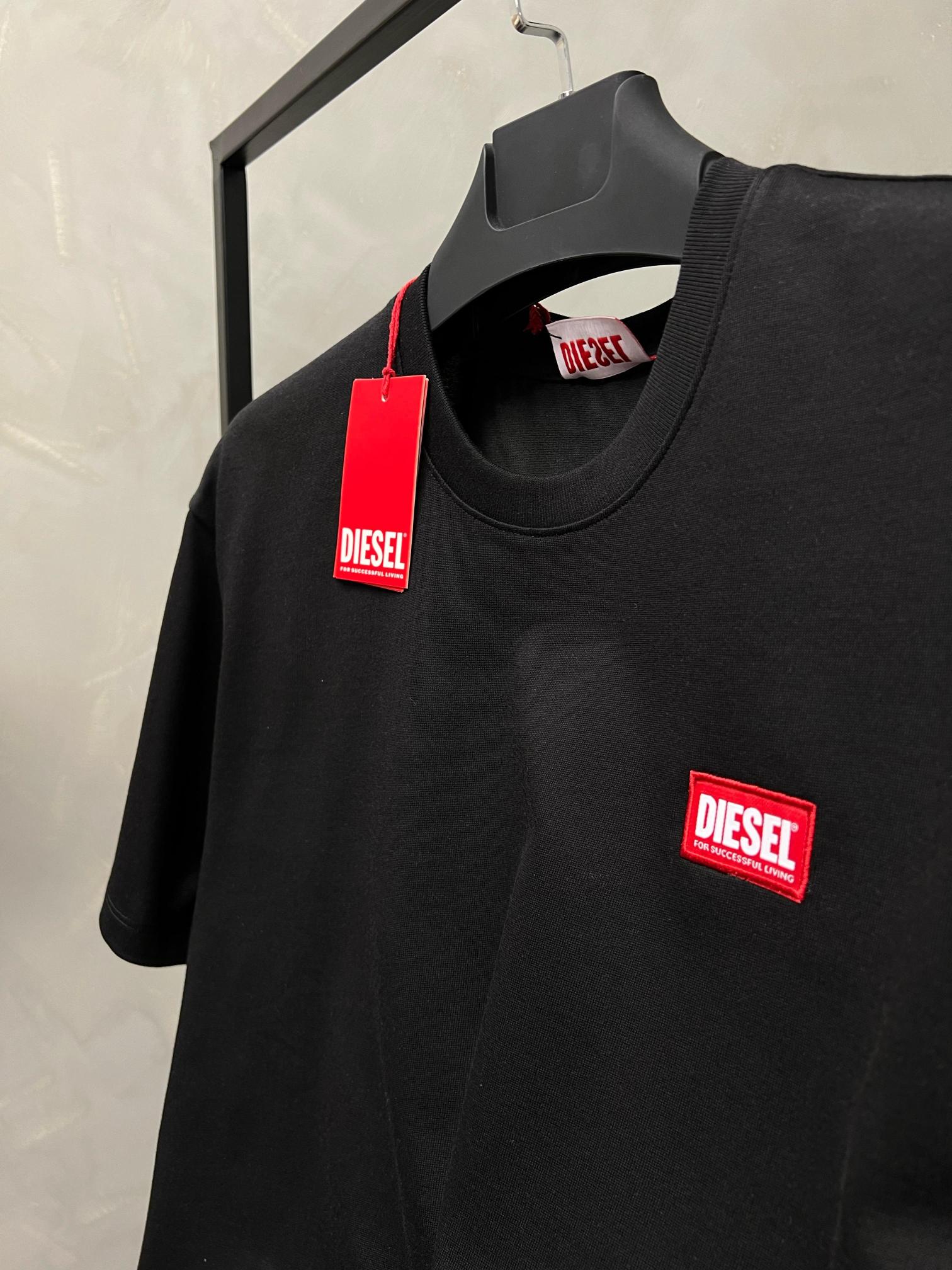 Erkek%20Normal%20Fit%20T-shirt