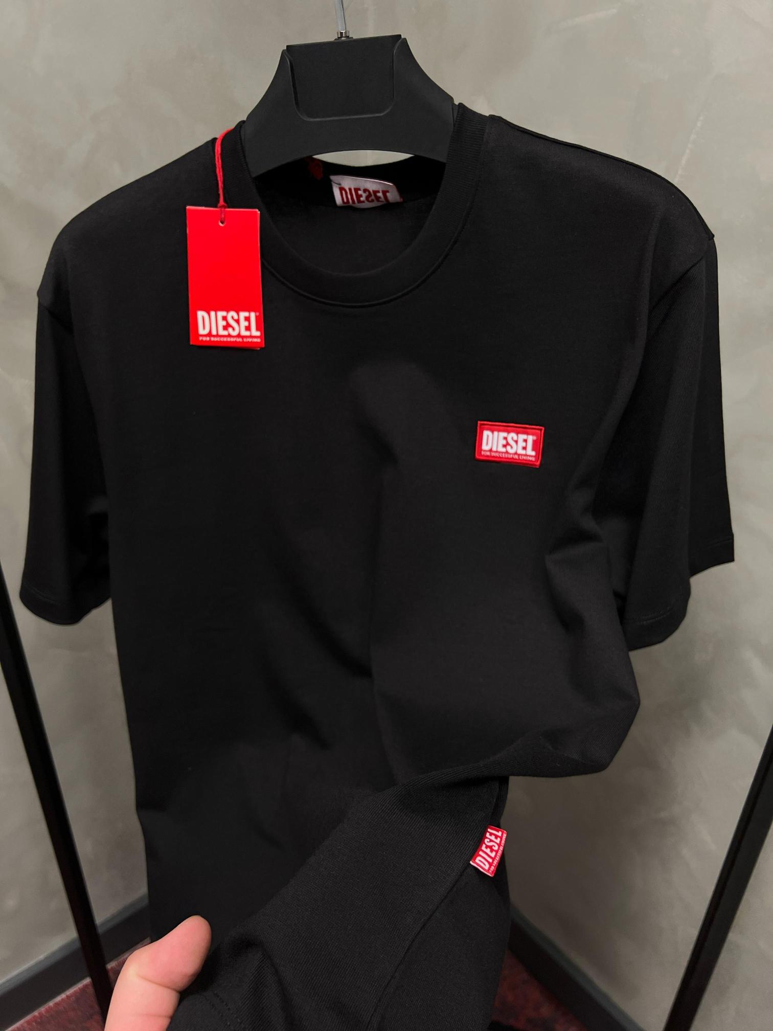Erkek%20Normal%20Fit%20T-shirt