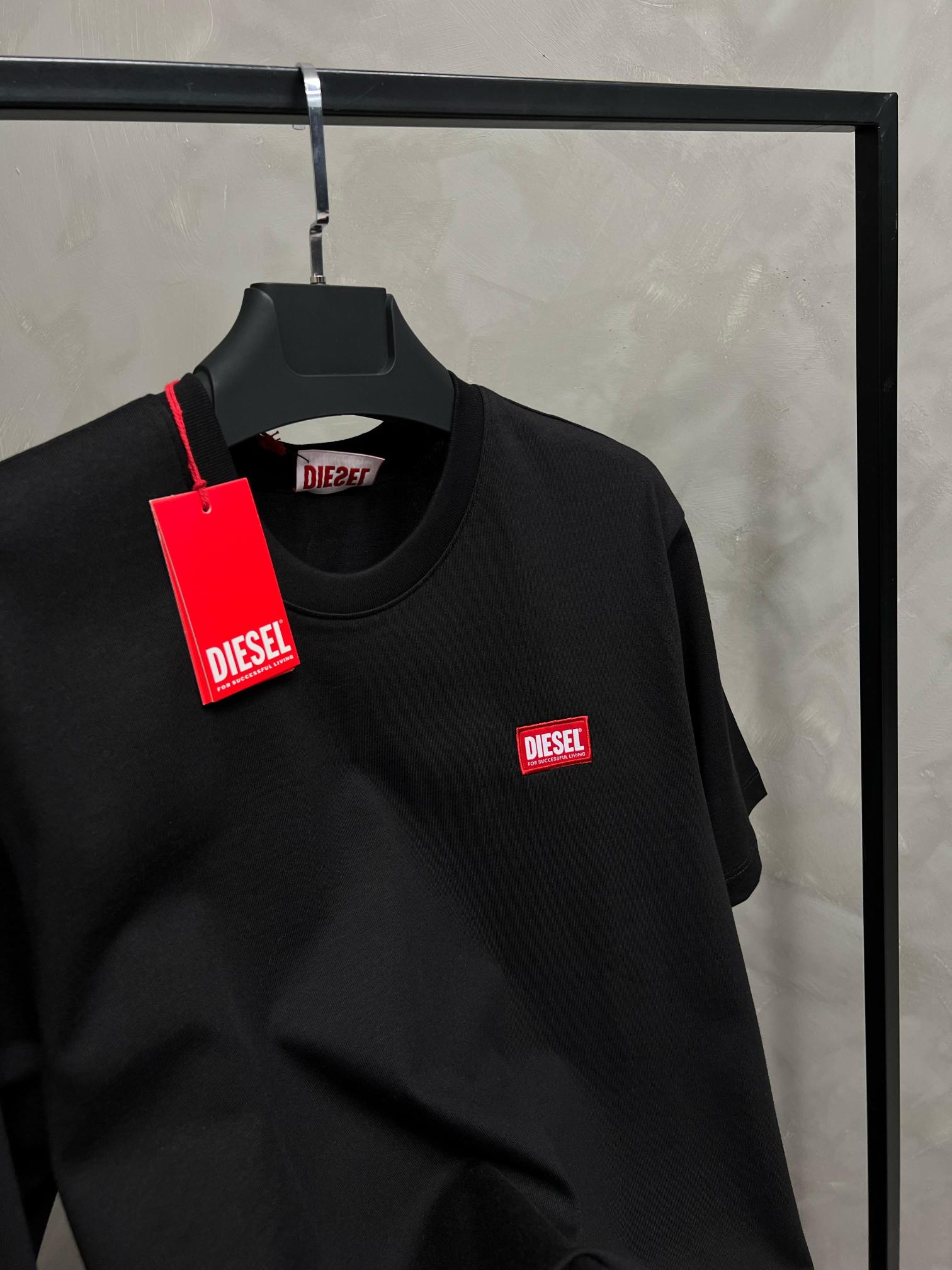 Erkek%20Normal%20Fit%20T-shirt