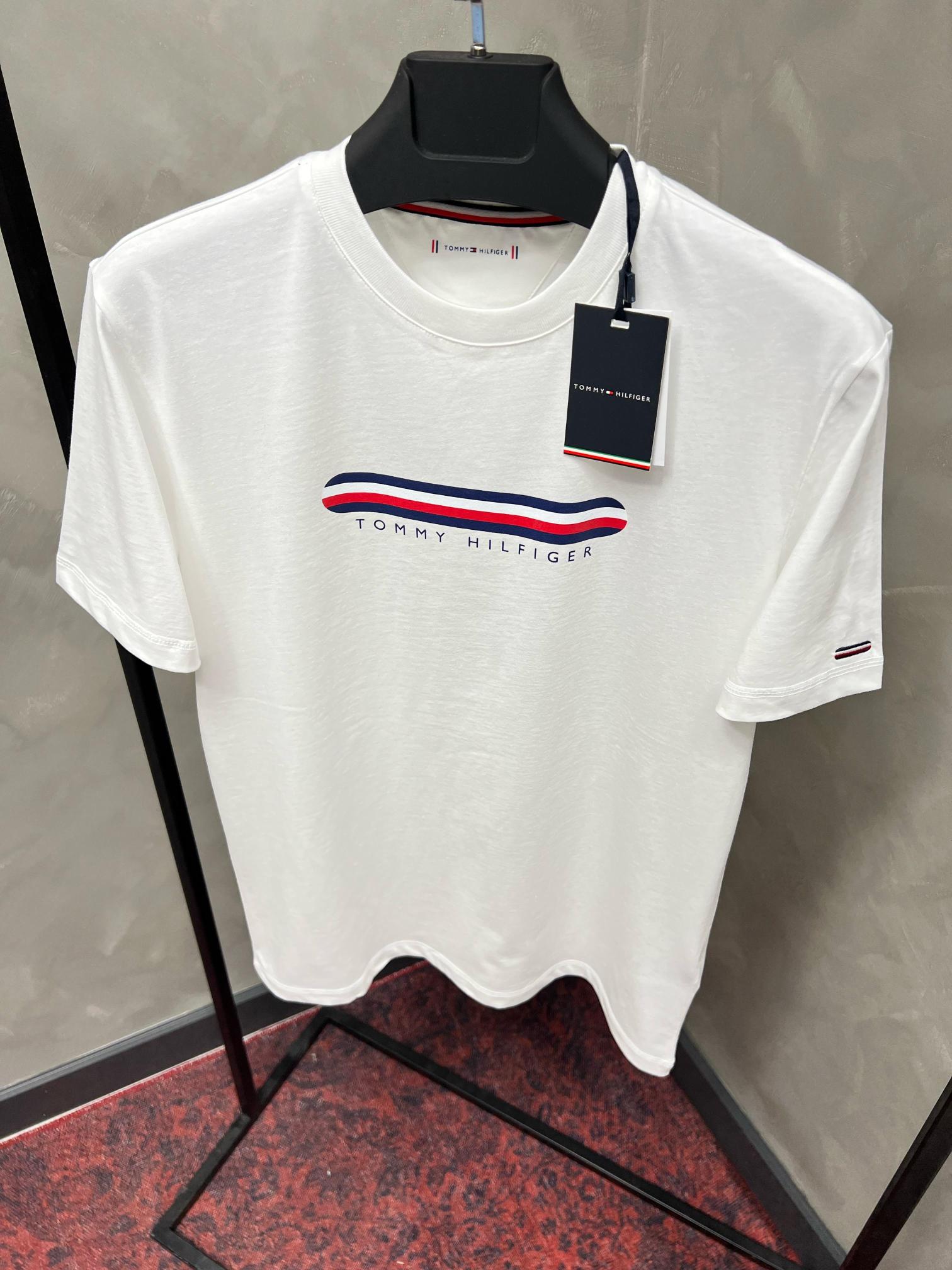 Erkek%20Slim%20Fit%20T-shirt