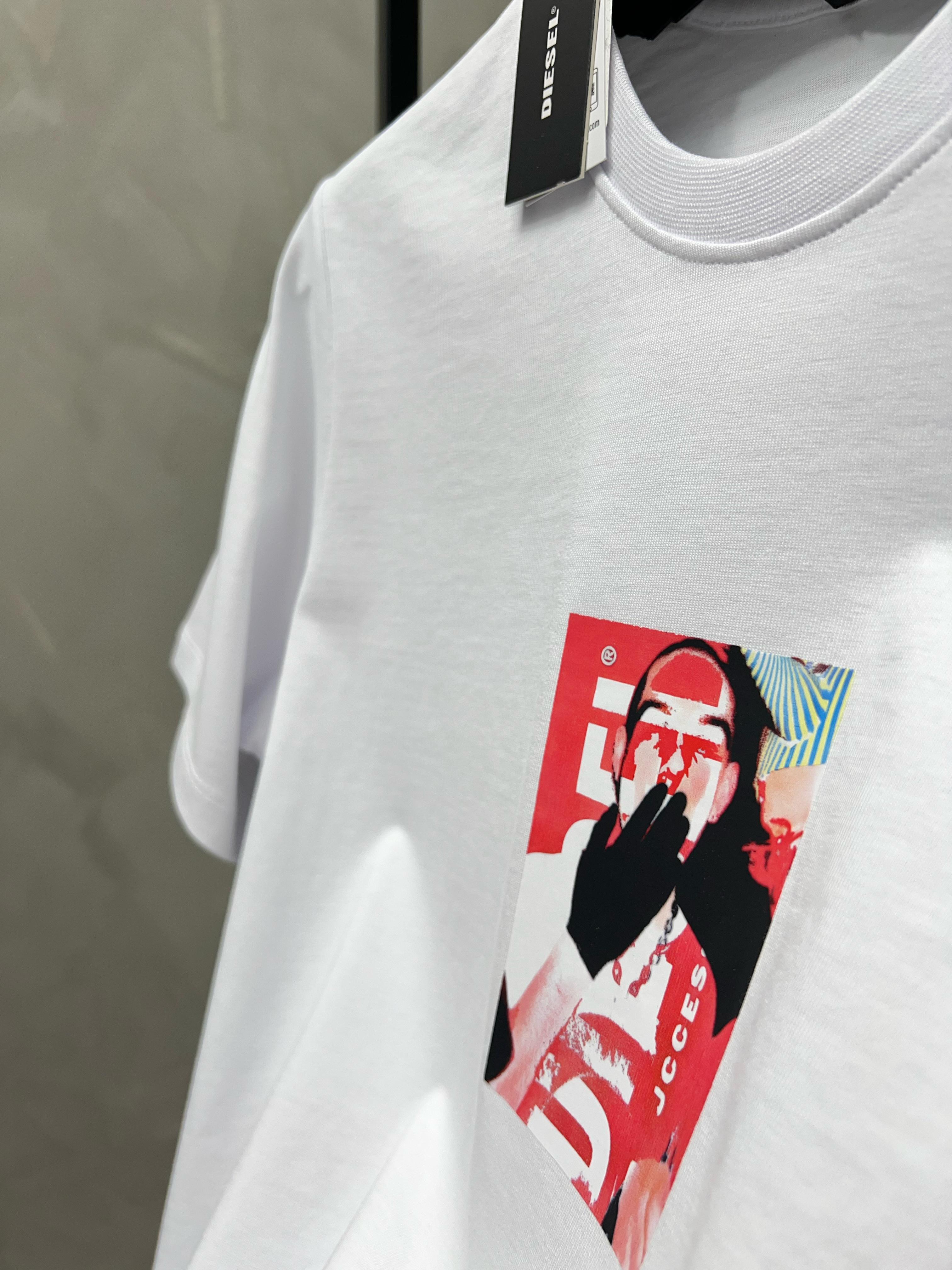 Erkek%20Normal%20Fit%20T-shirt