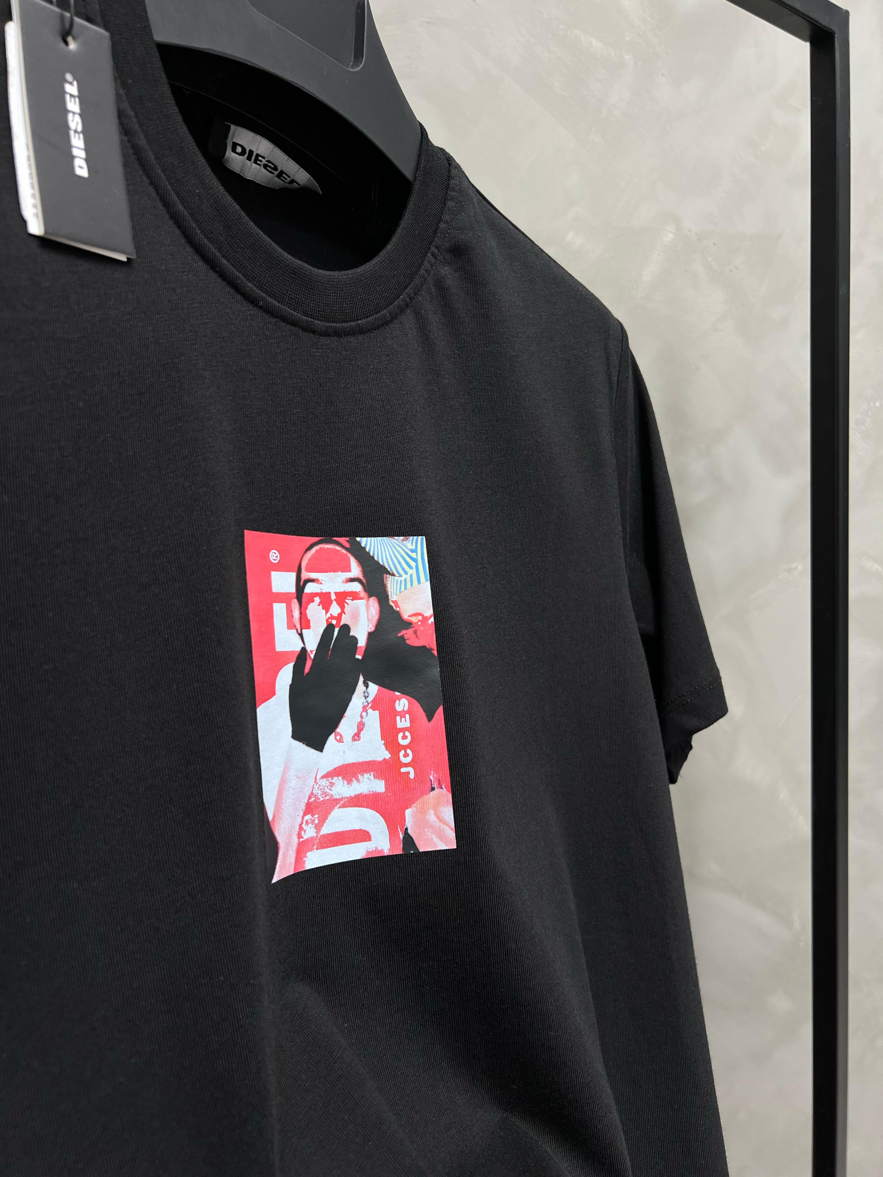 Erkek%20Normal%20Fit%20T-shirt