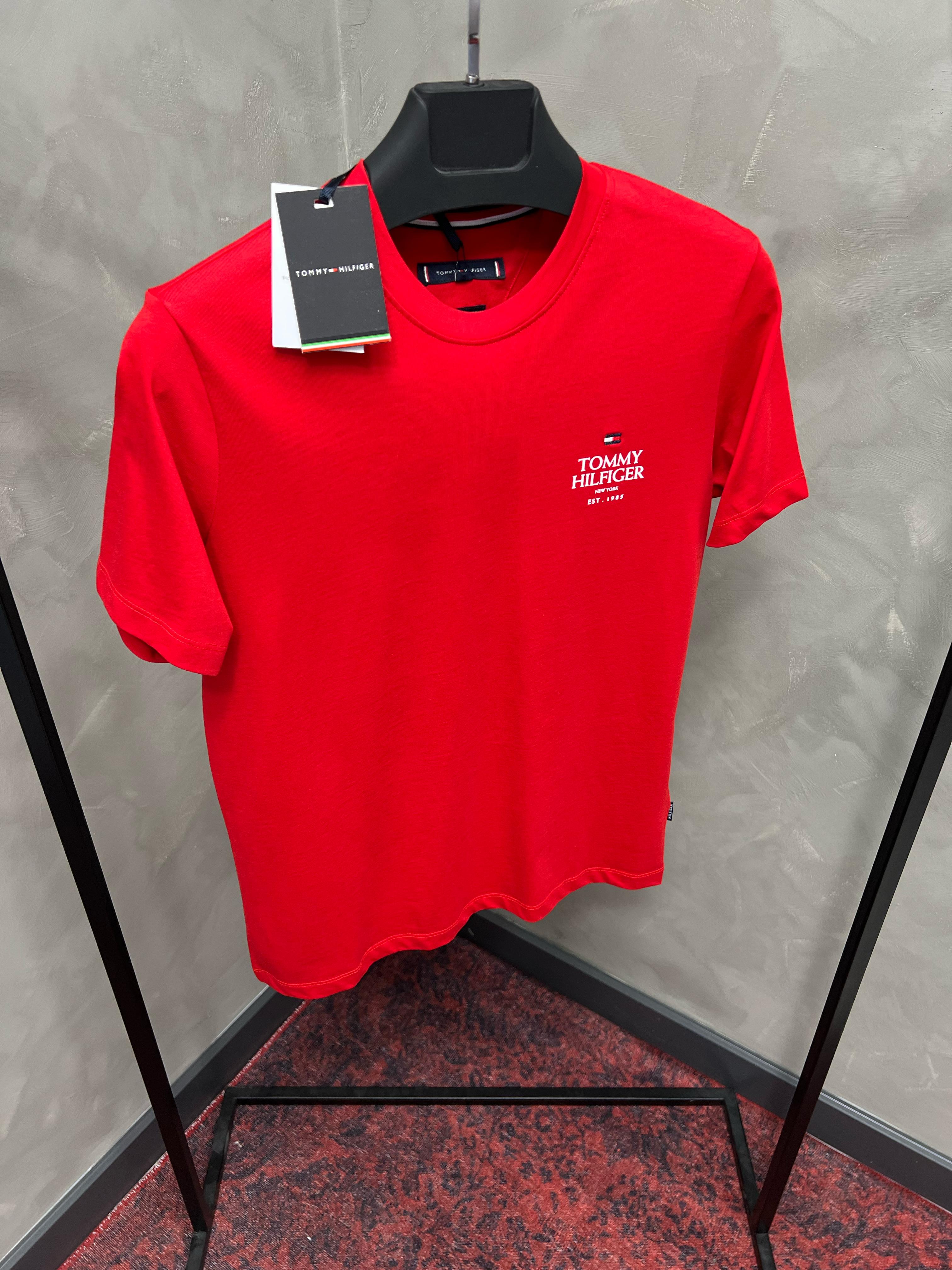 Erkek%20Slim%20Fit%20T-shirt