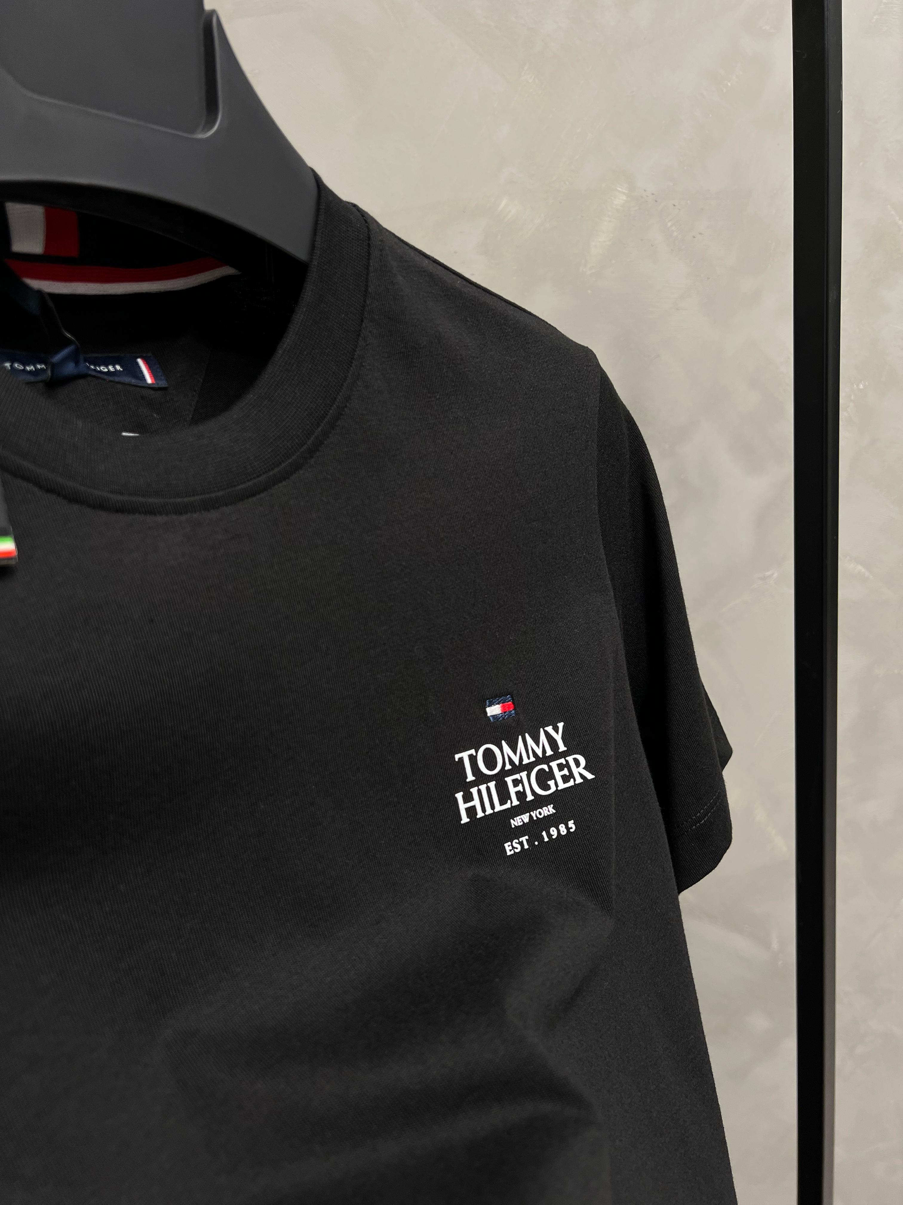 Erkek%20Slim%20Fit%20T-shirt