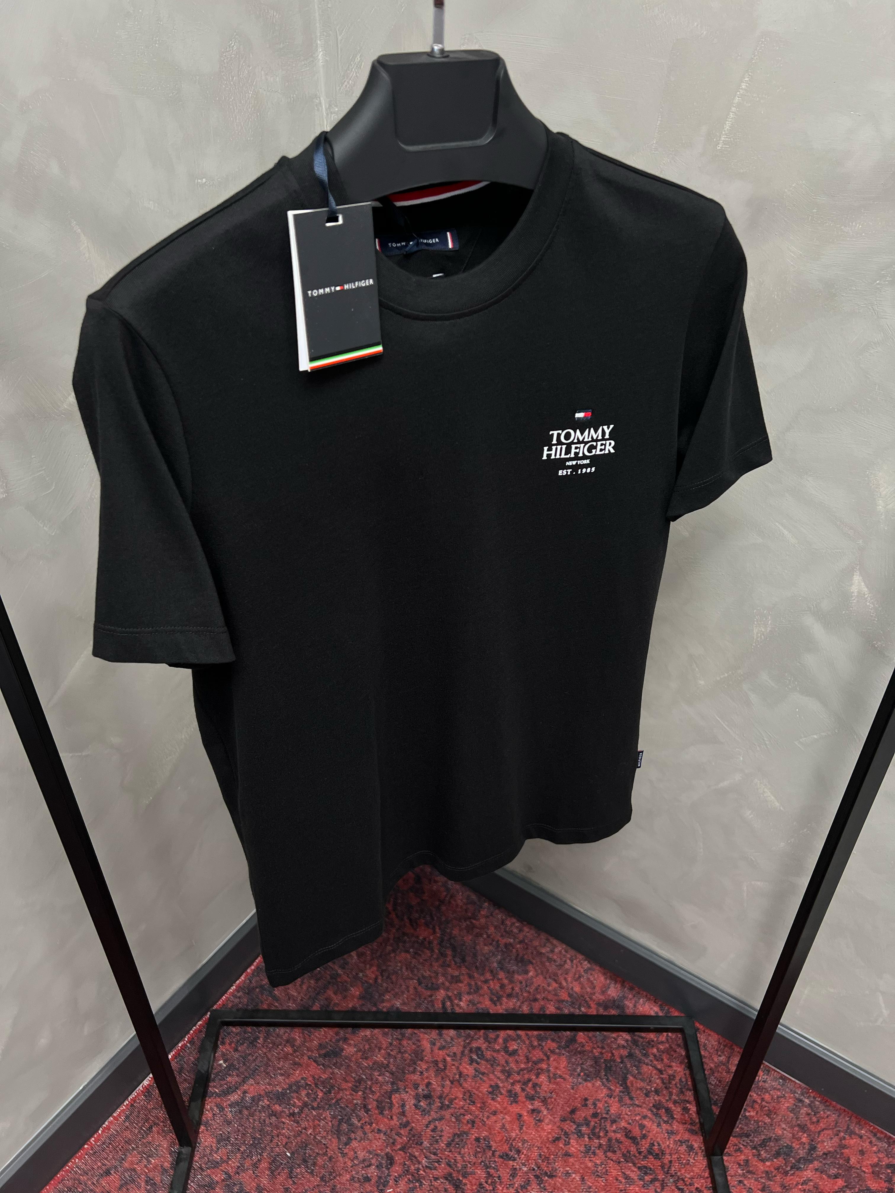 Erkek%20Slim%20Fit%20T-shirt