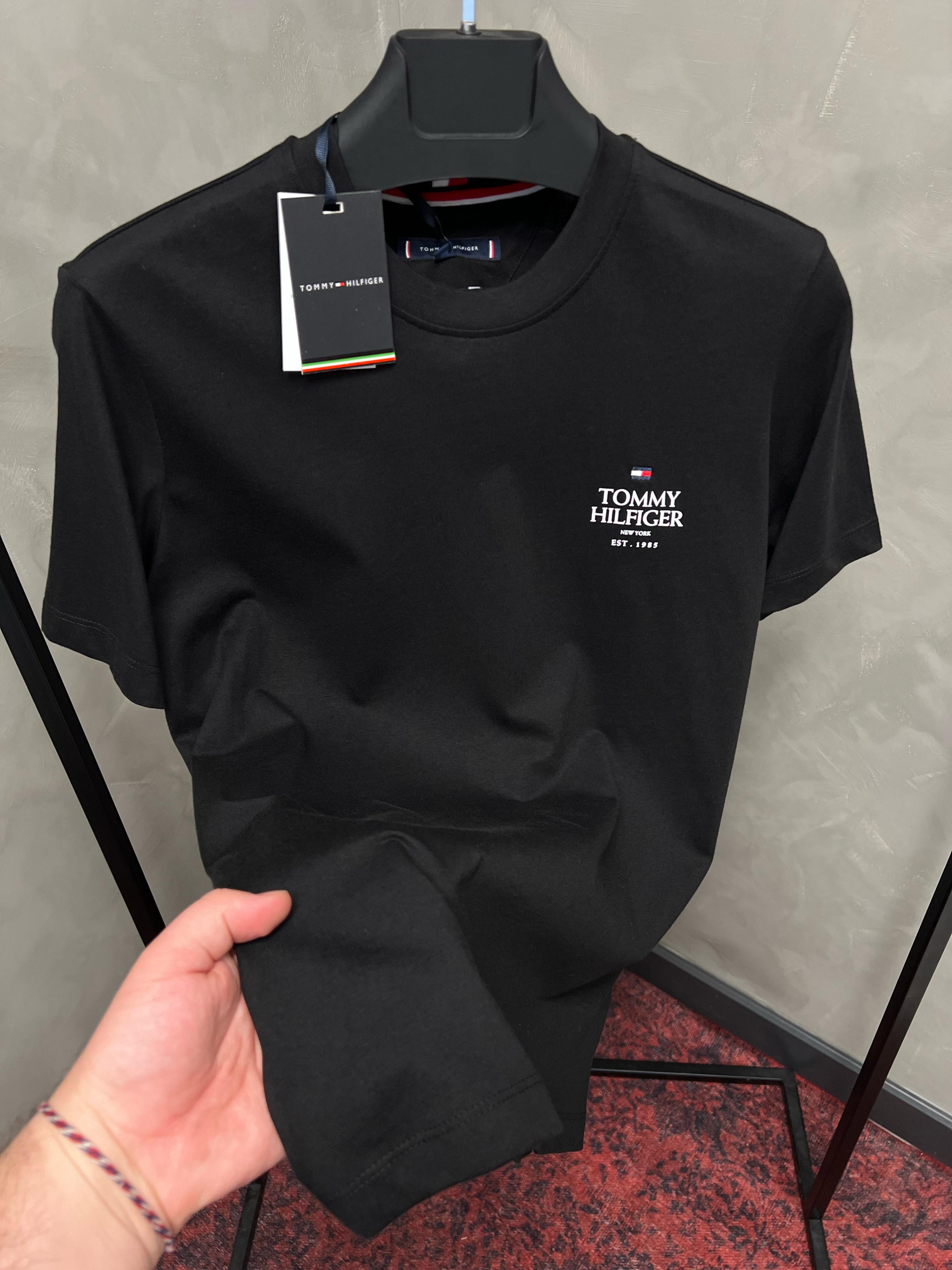 Erkek%20Slim%20Fit%20T-shirt