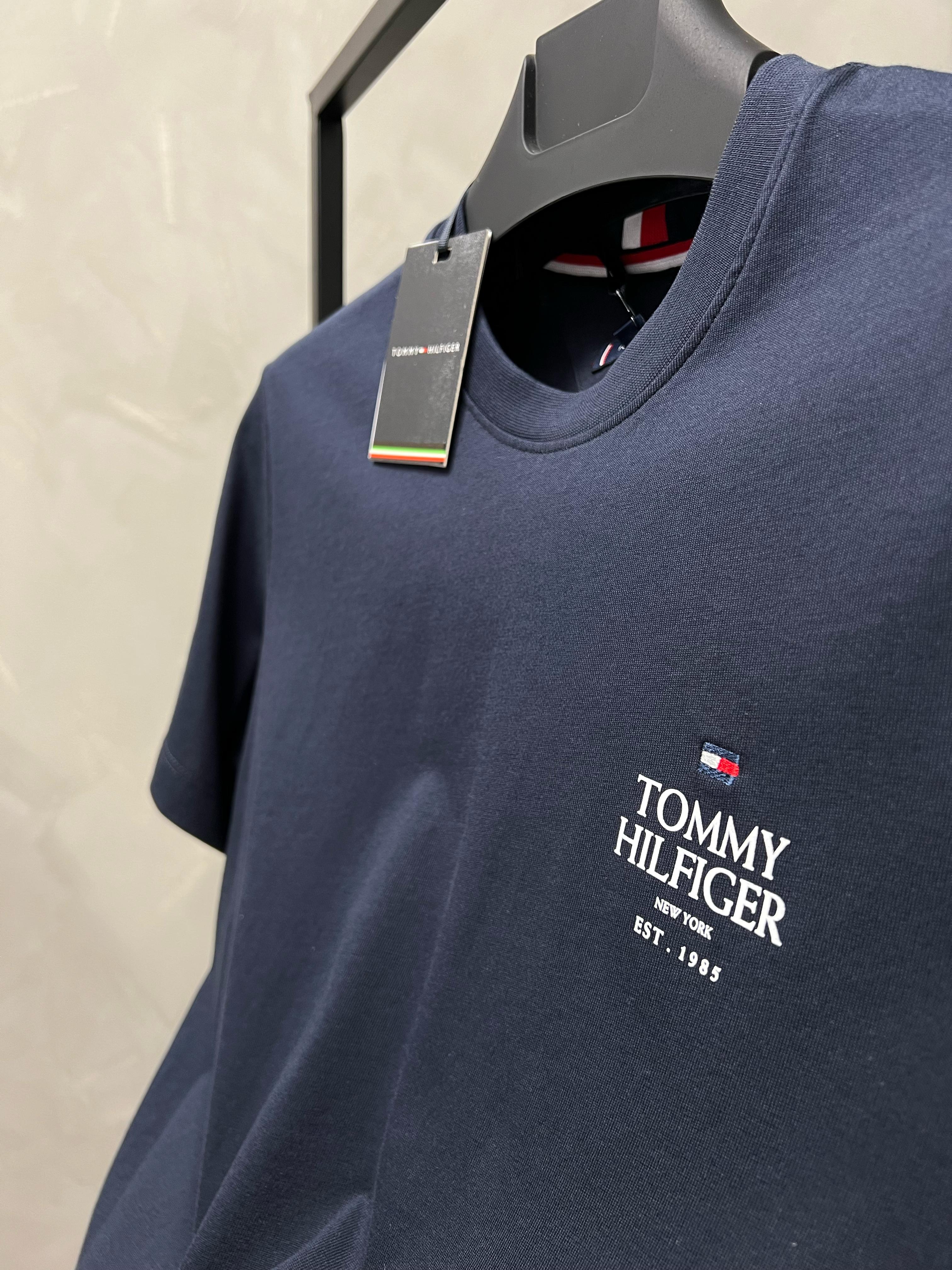Erkek%20Slim%20Fit%20T-shirt
