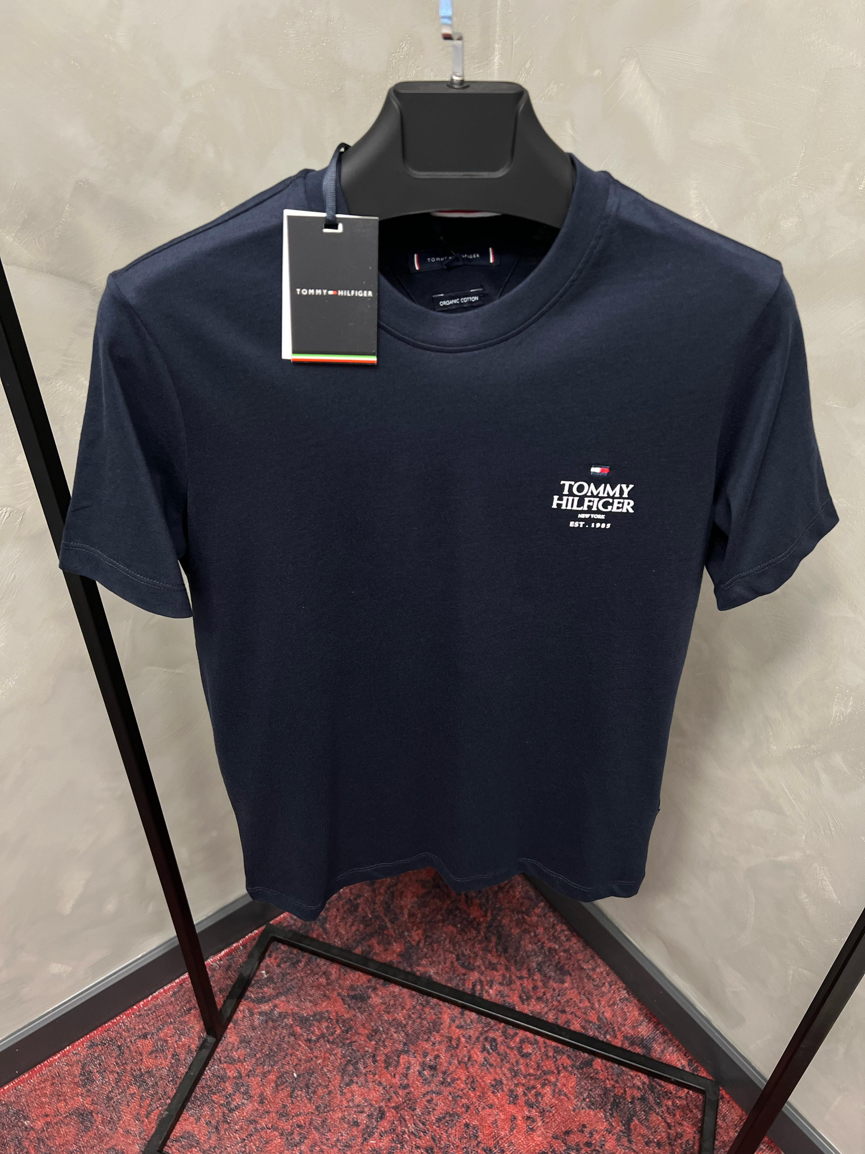 Erkek%20Slim%20Fit%20T-shirt