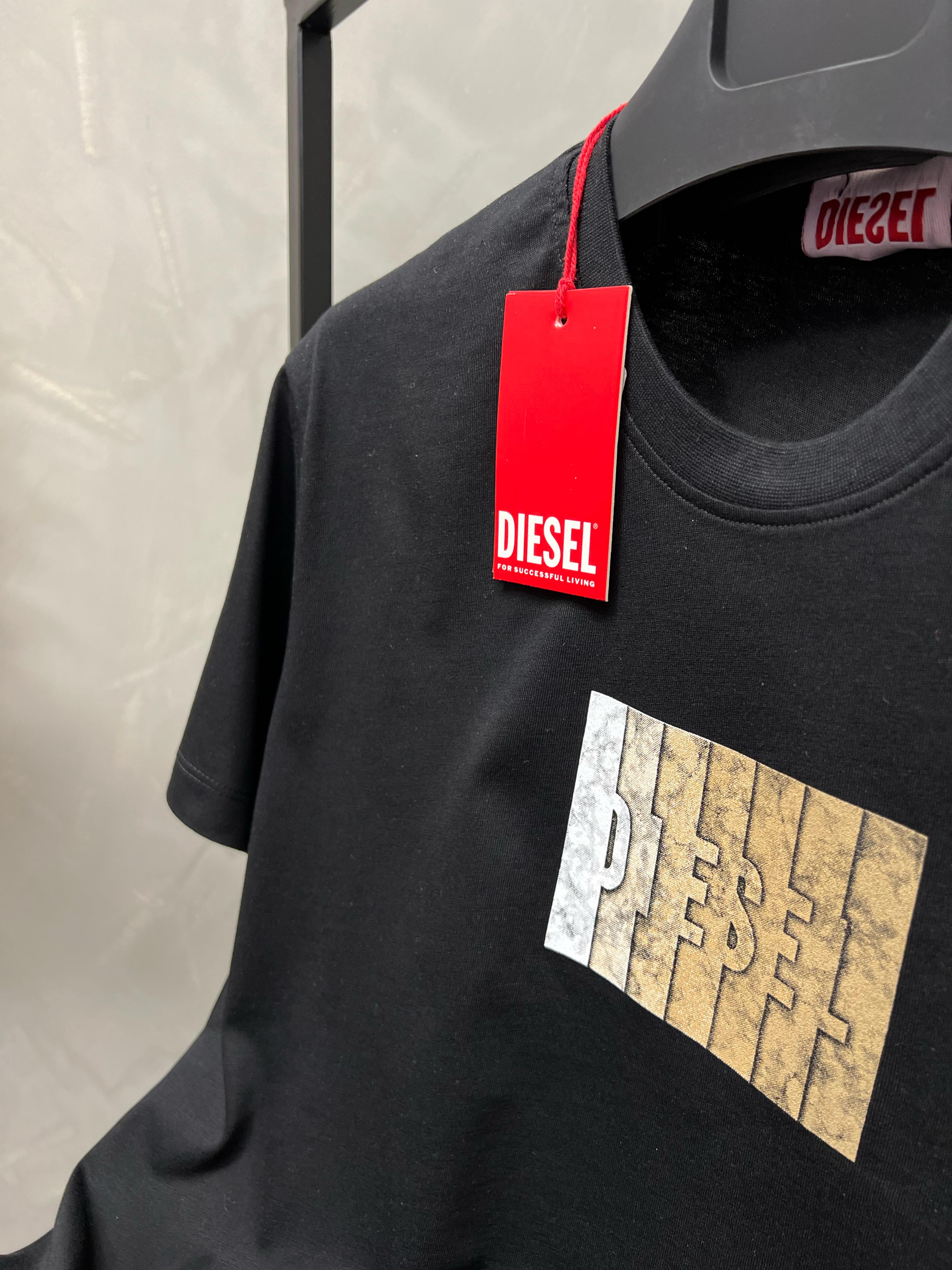 Erkek%20Slim%20Fit%20Tshirt%20