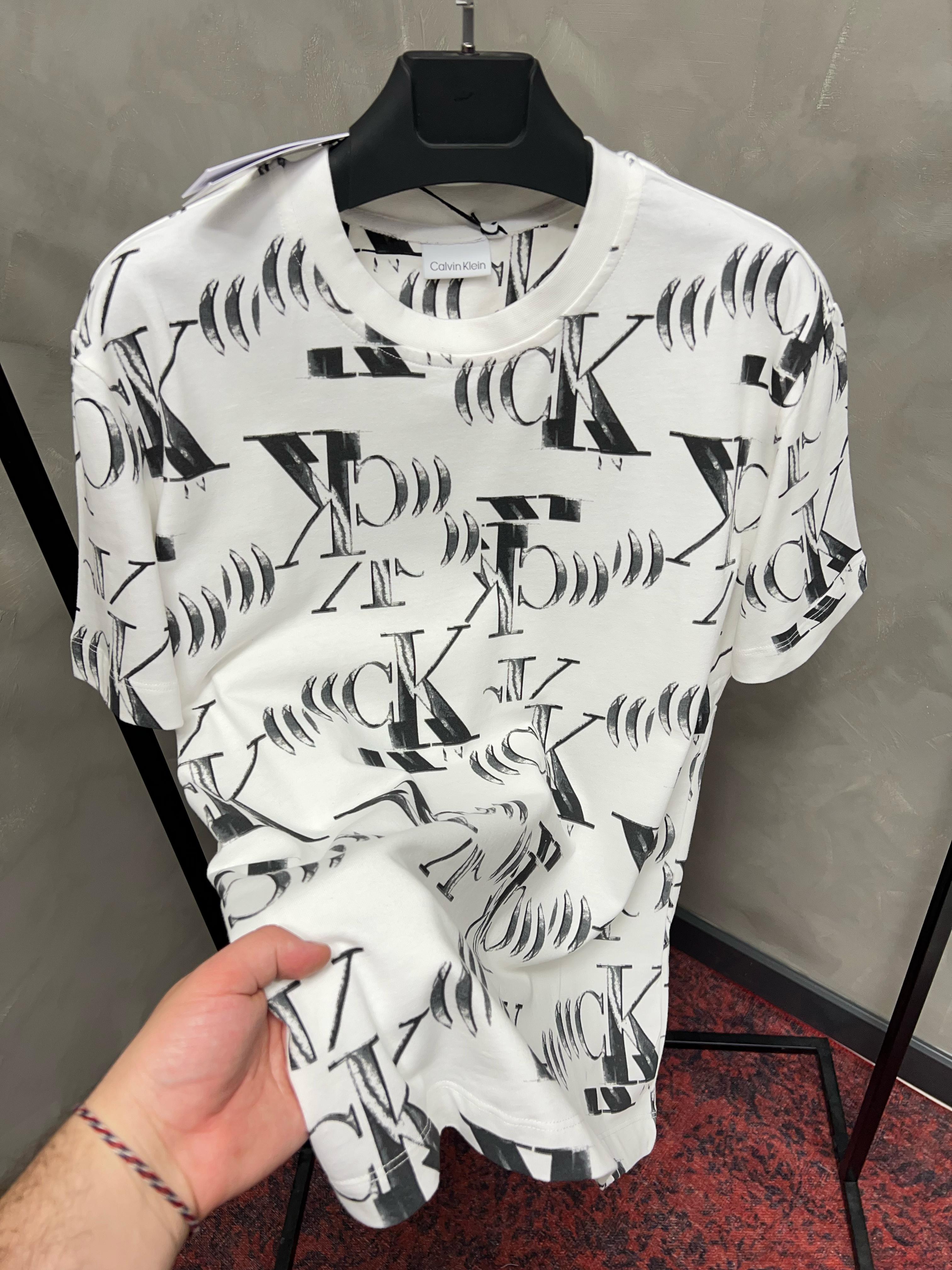 Erkek%20Normal%20Fit%20Tshirt